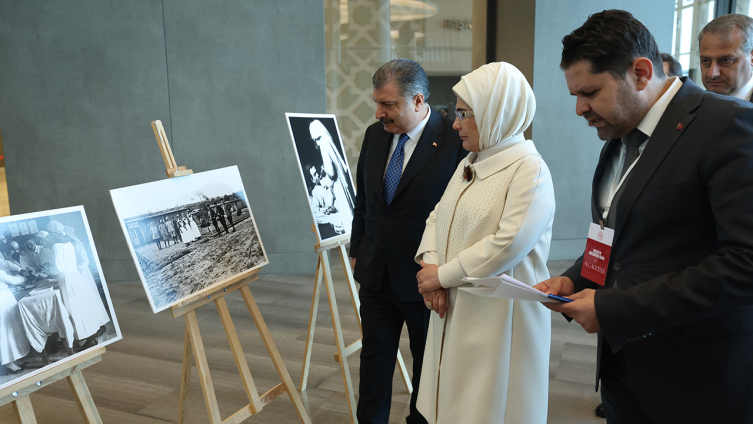 Emine Erdoğan: Sağlık alanında şiddeti kabul etmemiz mümkün değil