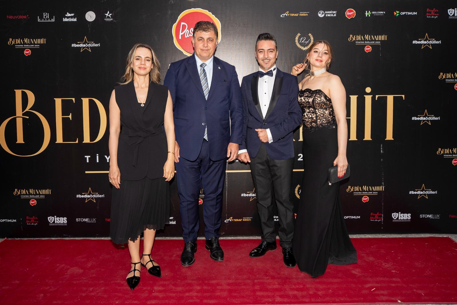 Başkan Tugay'a "Sanata Destek" Ödülü