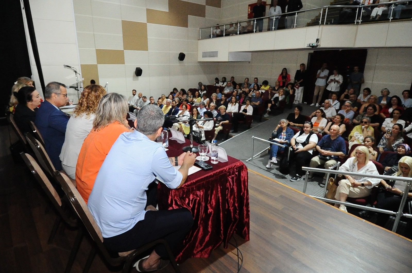 Başkan Ünsal’dan kısırlaştırma seferberliği çağrısı: "İzmir’i ayağa kaldıralım!”