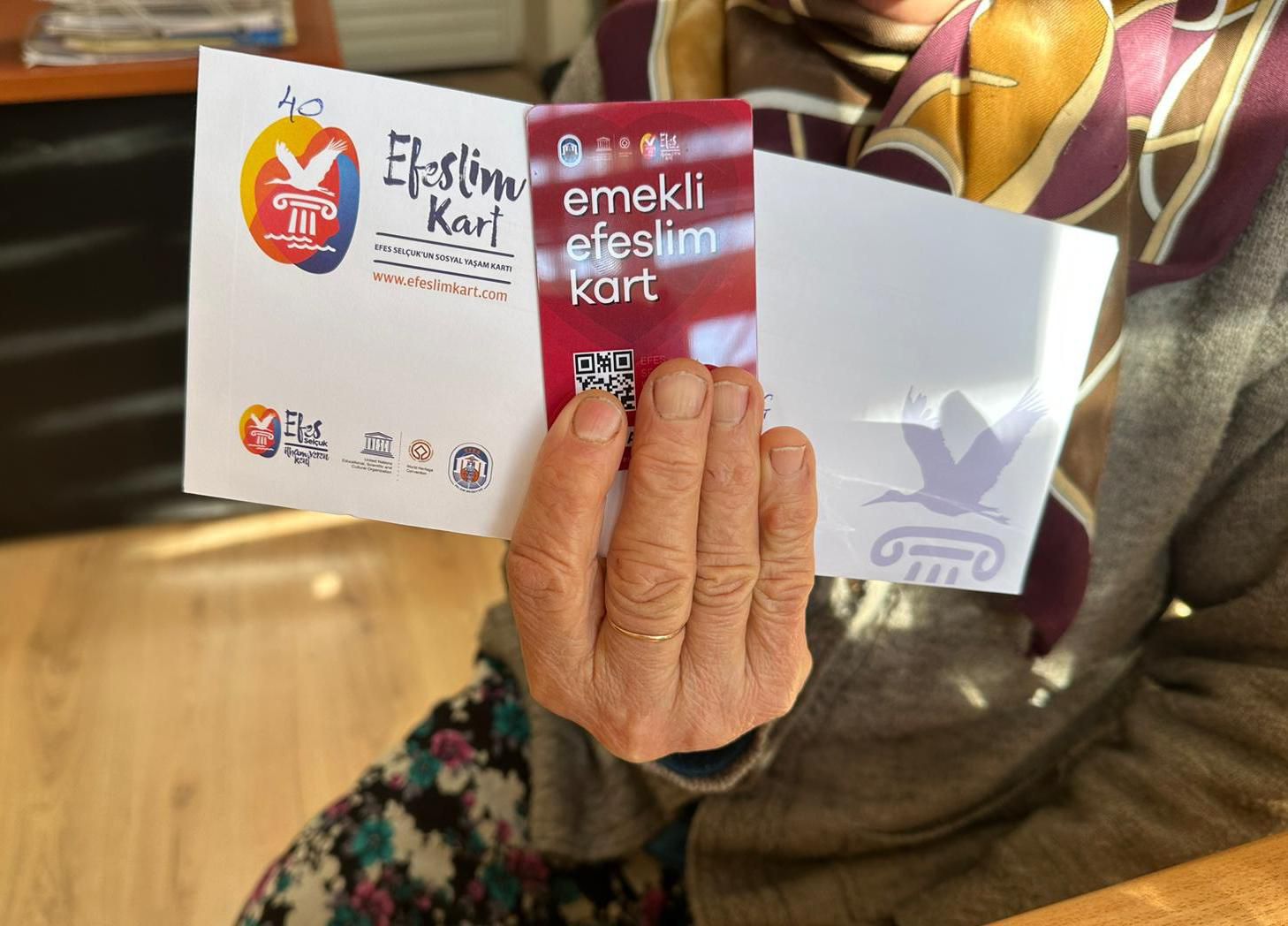 Efes Selçuk Belediyesi'nden örnek proje: Emekli Efeslim Kart!