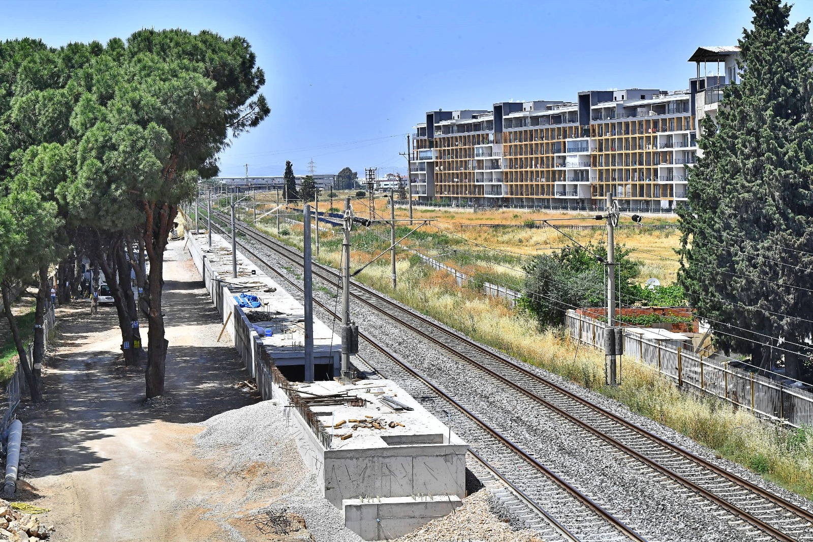 Katip Çelebi Üniversitesi ve Gürçeşme İZBAN’a bağlanıyor