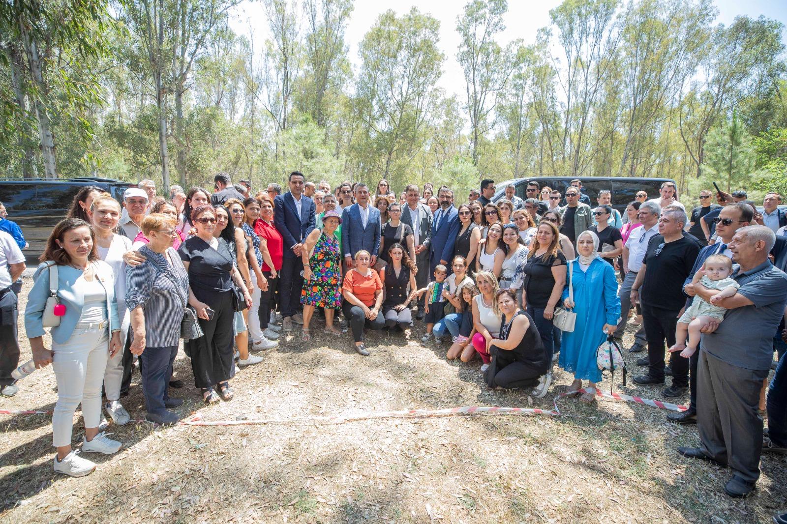 CHP Lideri'nden Başkan Tugay'a övgü: İzmir'e değen bu yetenekli el kenti hak ettiği hizmetlerle tanıştıracak
