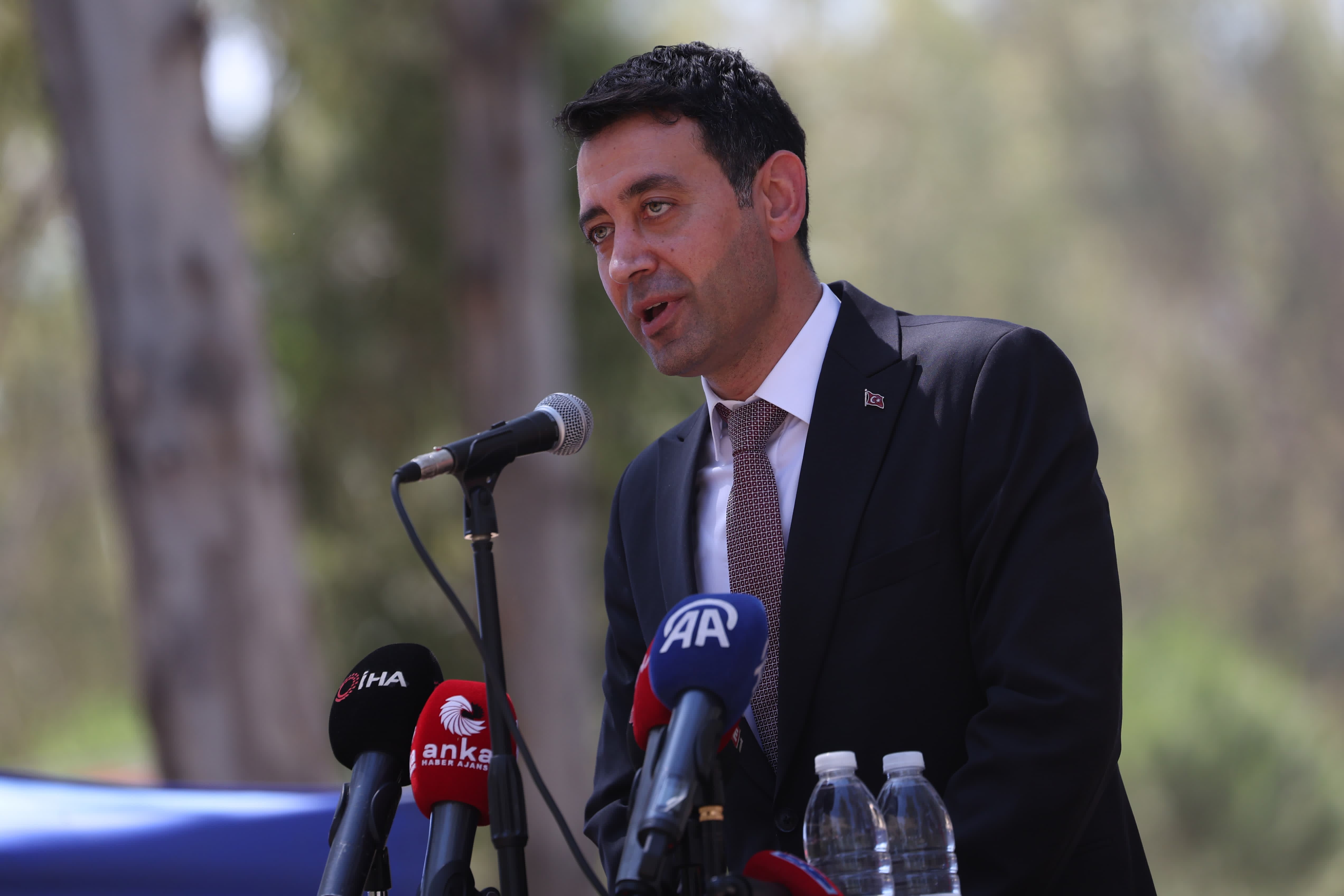 CHP Lideri'nden Başkan Tugay'a övgü: İzmir'e değen bu yetenekli el kenti hak ettiği hizmetlerle tanıştıracak