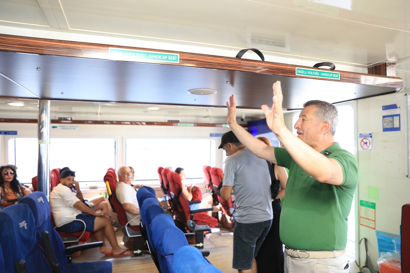 Vapur Cemil Başkan’dan ilk biletler Günay Başkan’dan