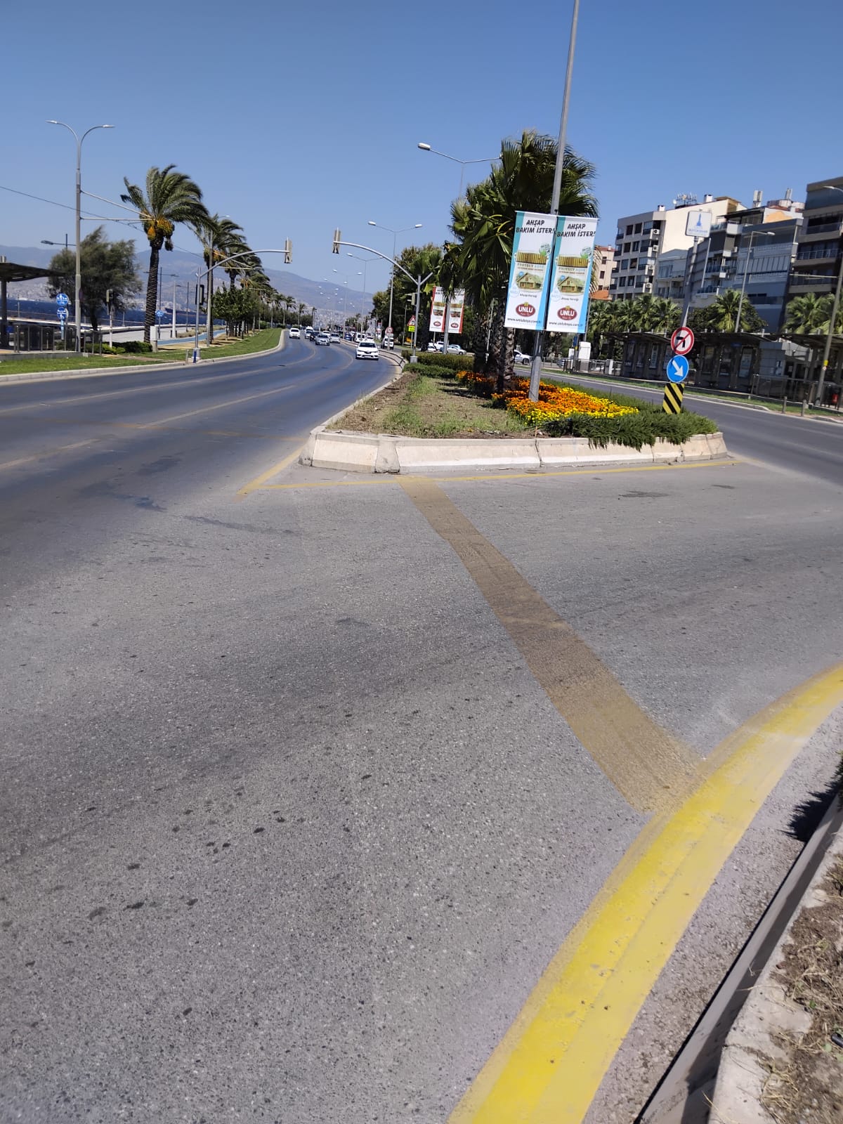 Mustafa Kemal Sahil Bulvarı’nda trafiği rahatlatacak dokunuş