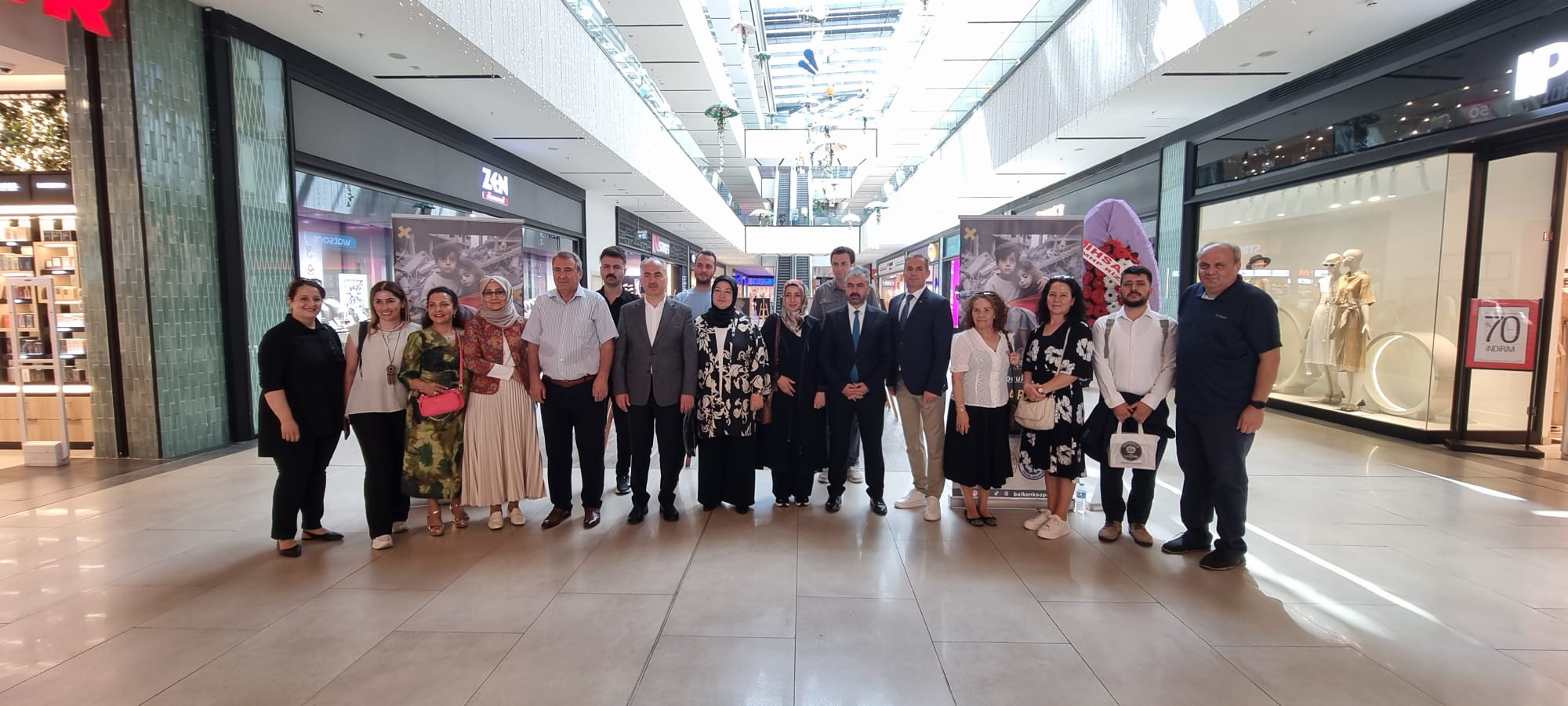 RİZE'DE ULUSLARARASI GAZZELİ ÇOCUKLAR RESİM SERGİSİ AÇILDI