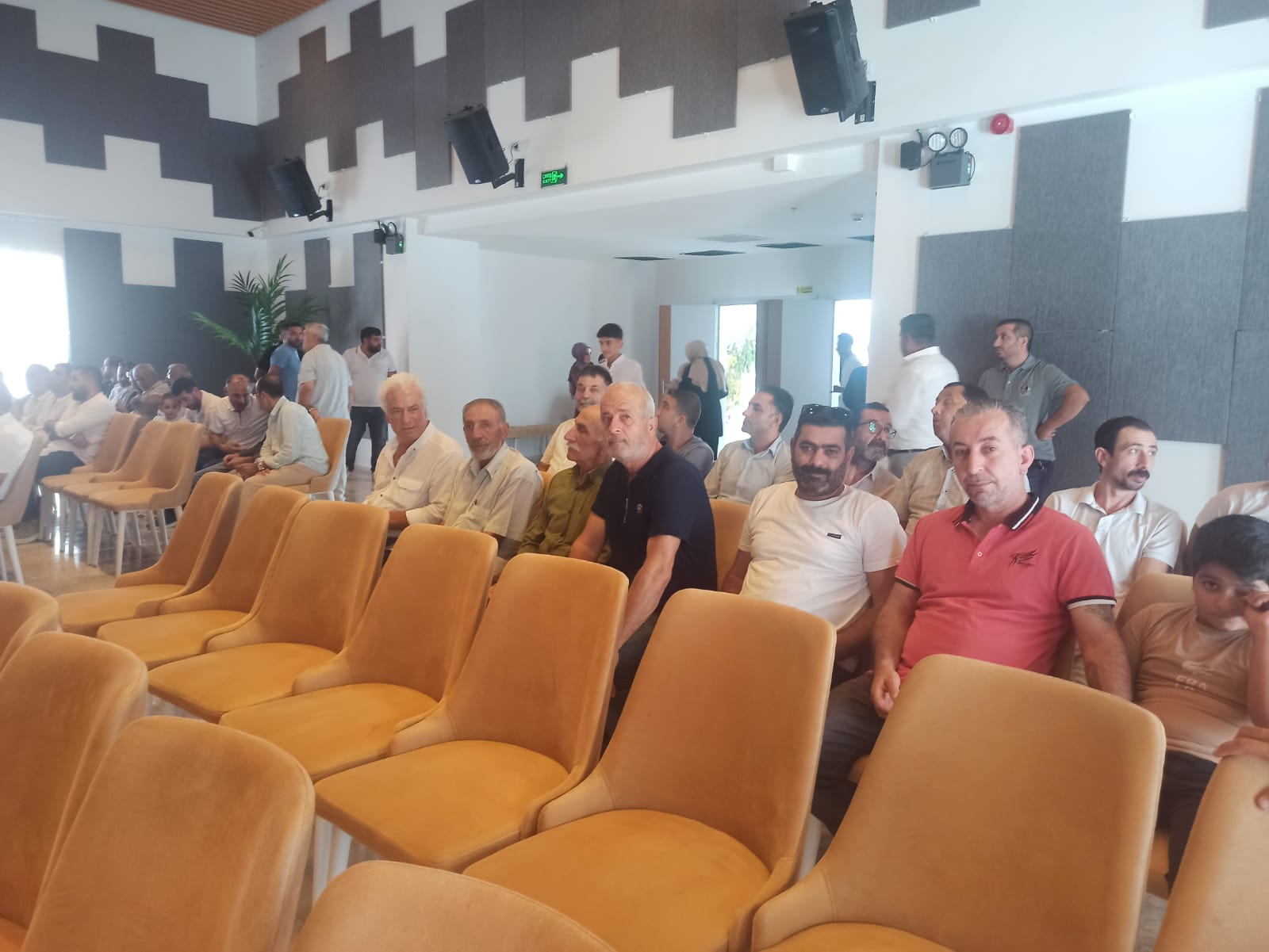 Sarıtaş ve Erkek ailesinin mutlu günü: Selvinaz ve Bilal dünyaevine girdi