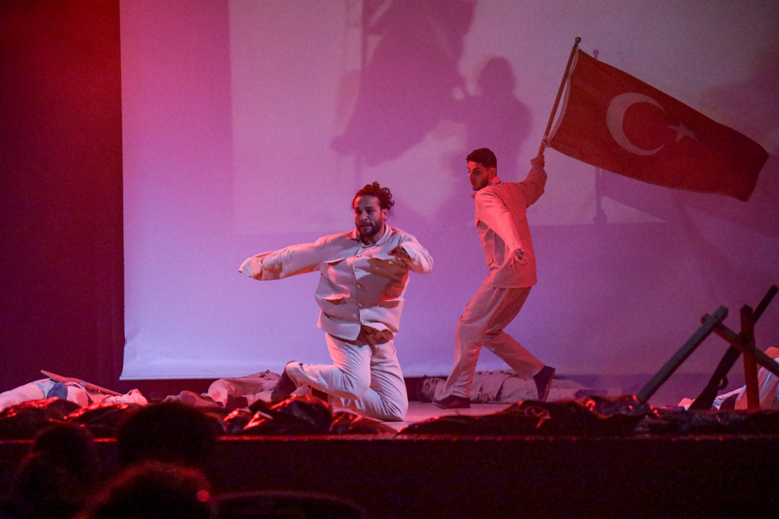 Kurtuluşun notaları Karşıyaka’da buluşuyor!