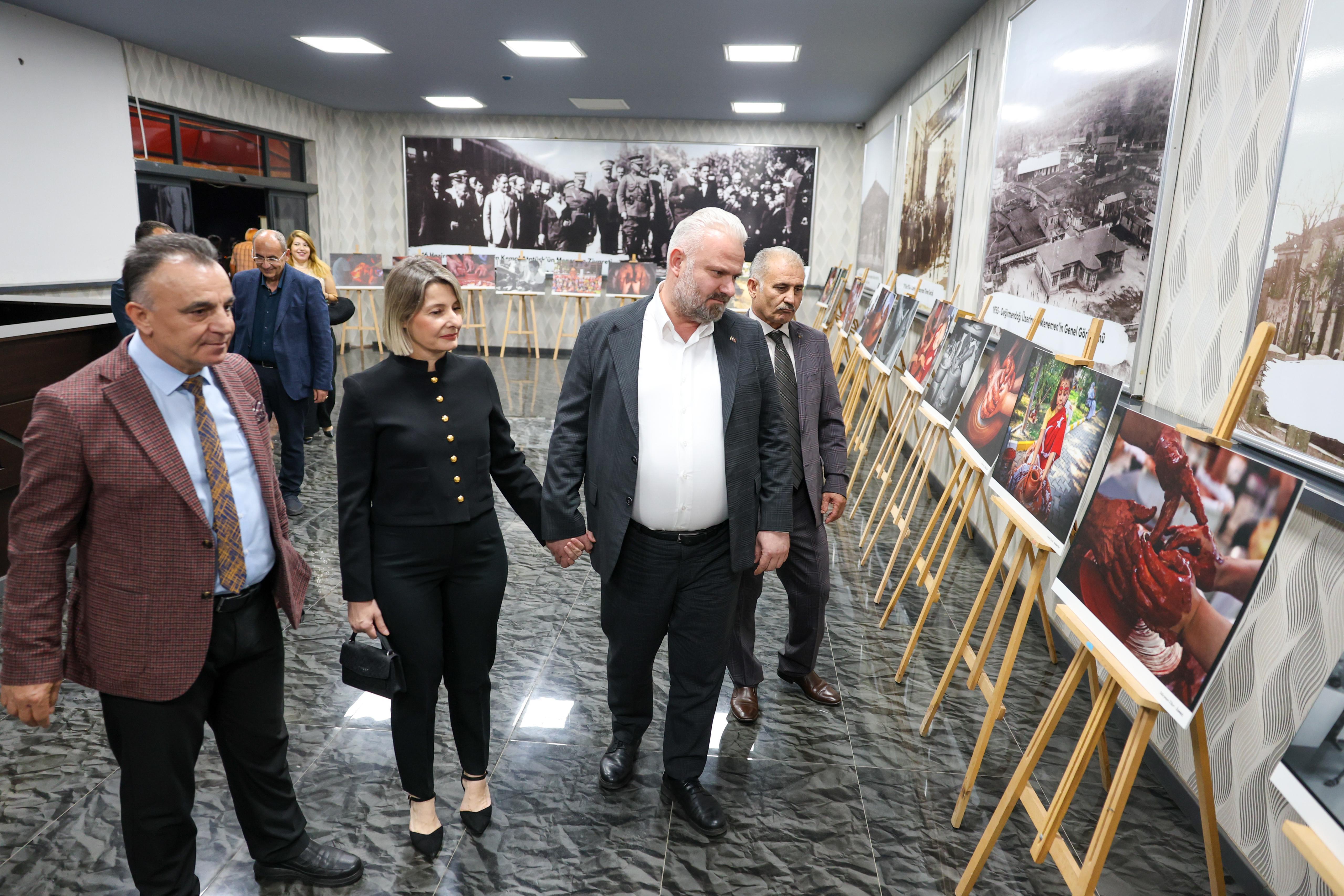 MENEMEN'DE "ÇÖMLEĞİN İZİNDE" ÖDÜLLERİ VERİLDİ