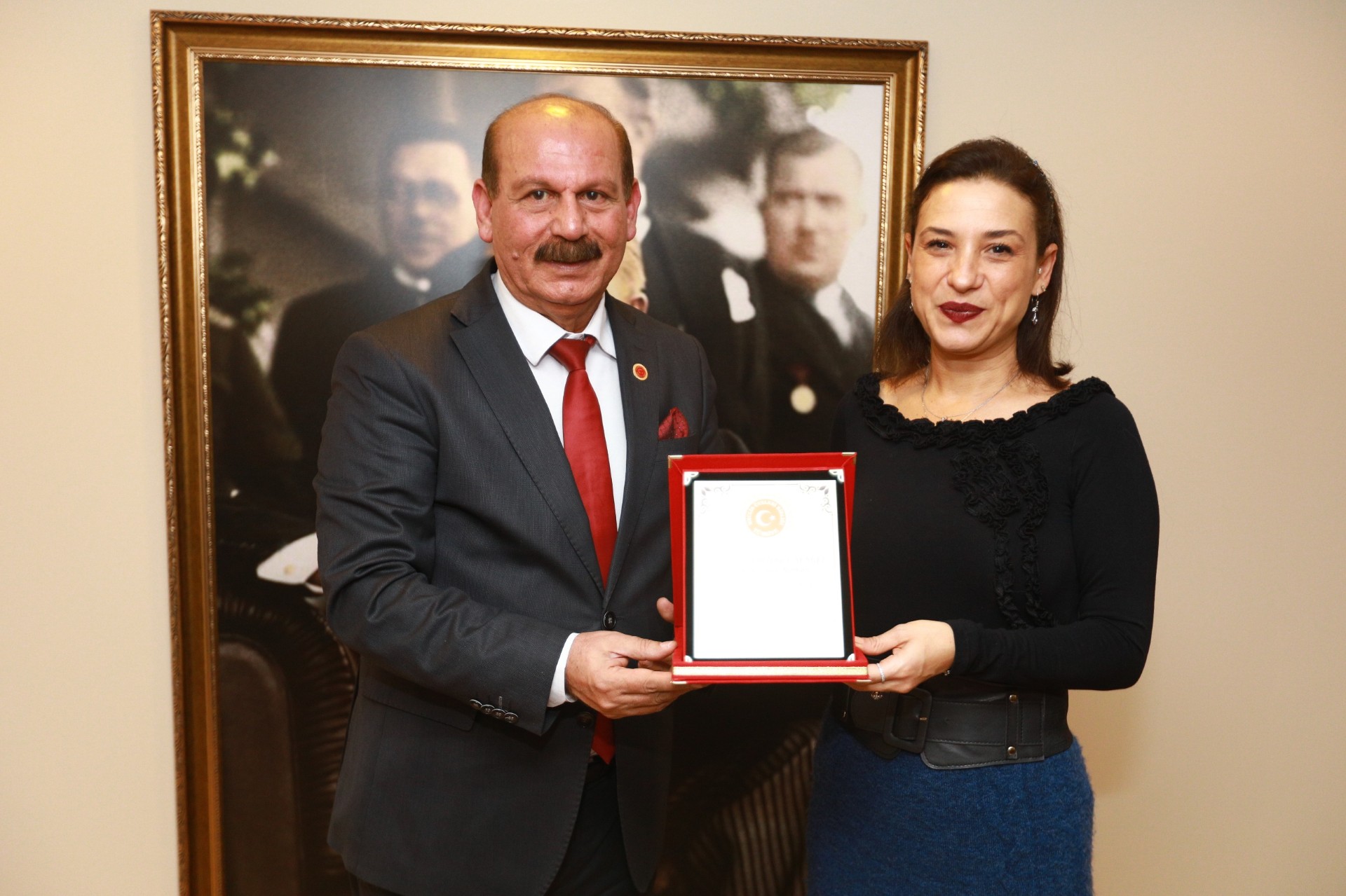 Meryem Ana Evi mücadelesine TMÜB ve Belediye Başkanları Derneği’nden destek