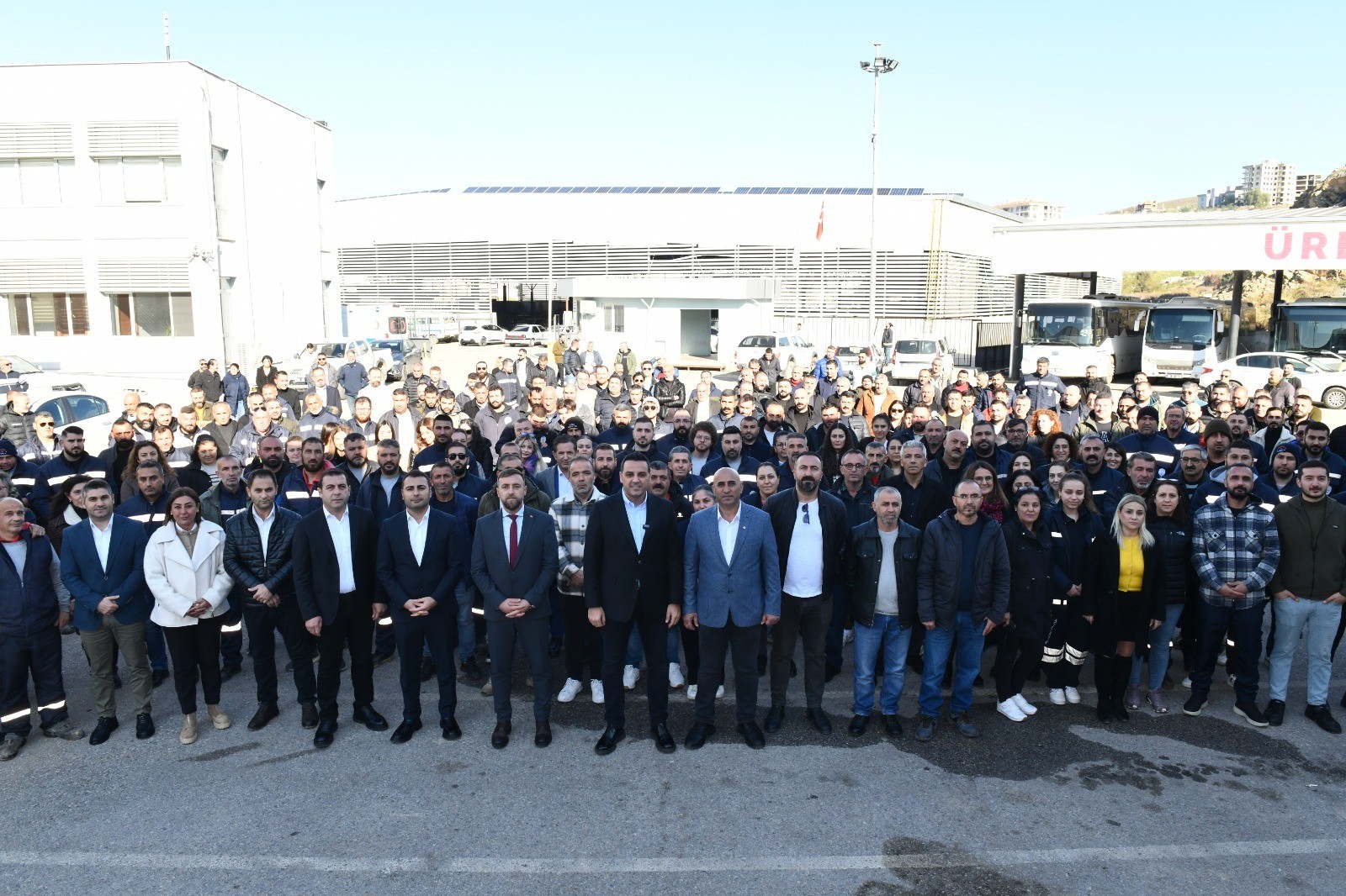 Başkan Yıldız, Mesai Arkadaşlarının Yeni Yılını Kutladı