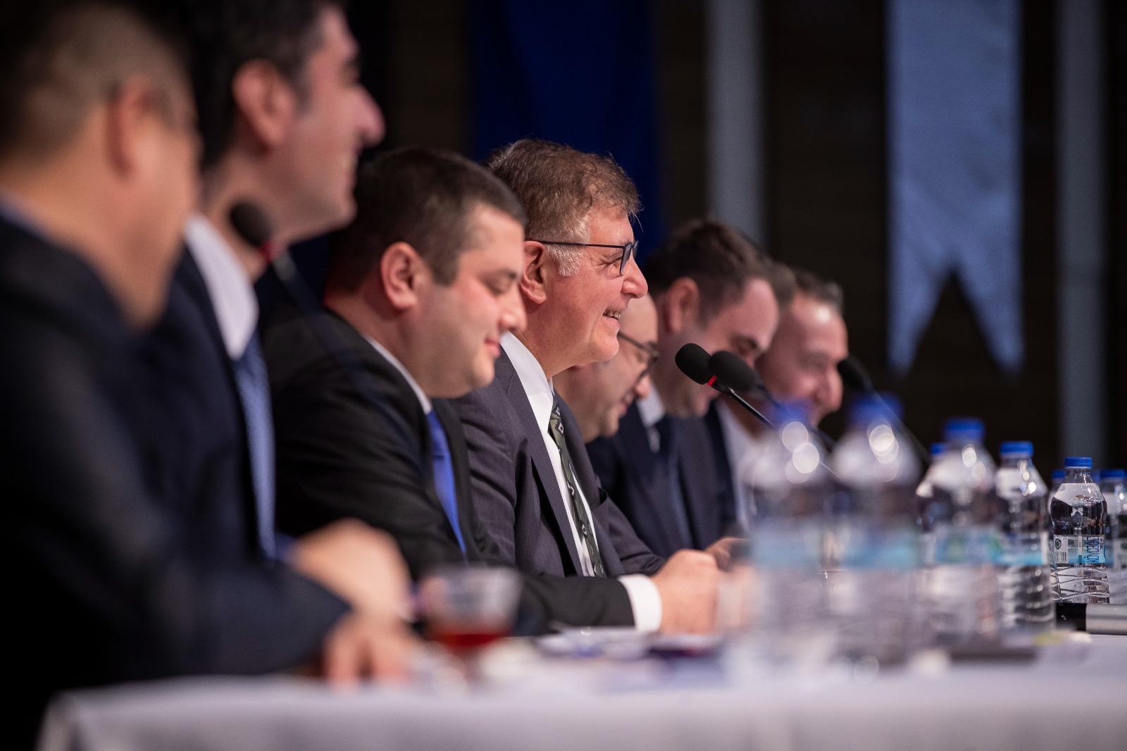 Başkan Tugay Torbalı’da muhtarlarla bir araya geldi