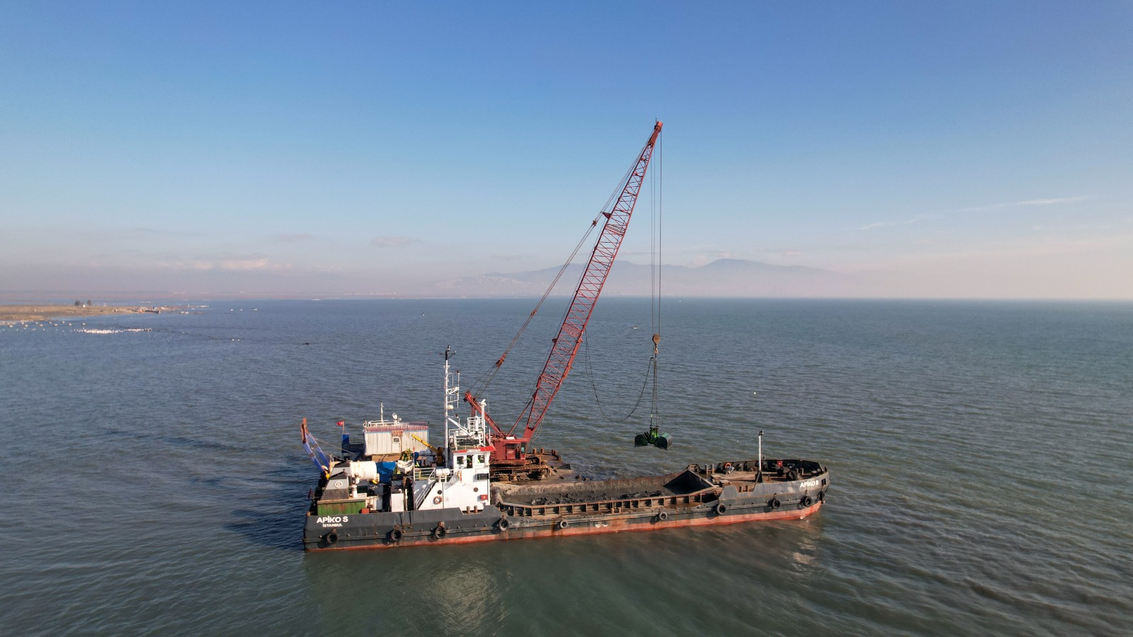 Körfez dip tarama çalışmalarında 1 ay raporu 60 bin ton çamur çıkarıldı