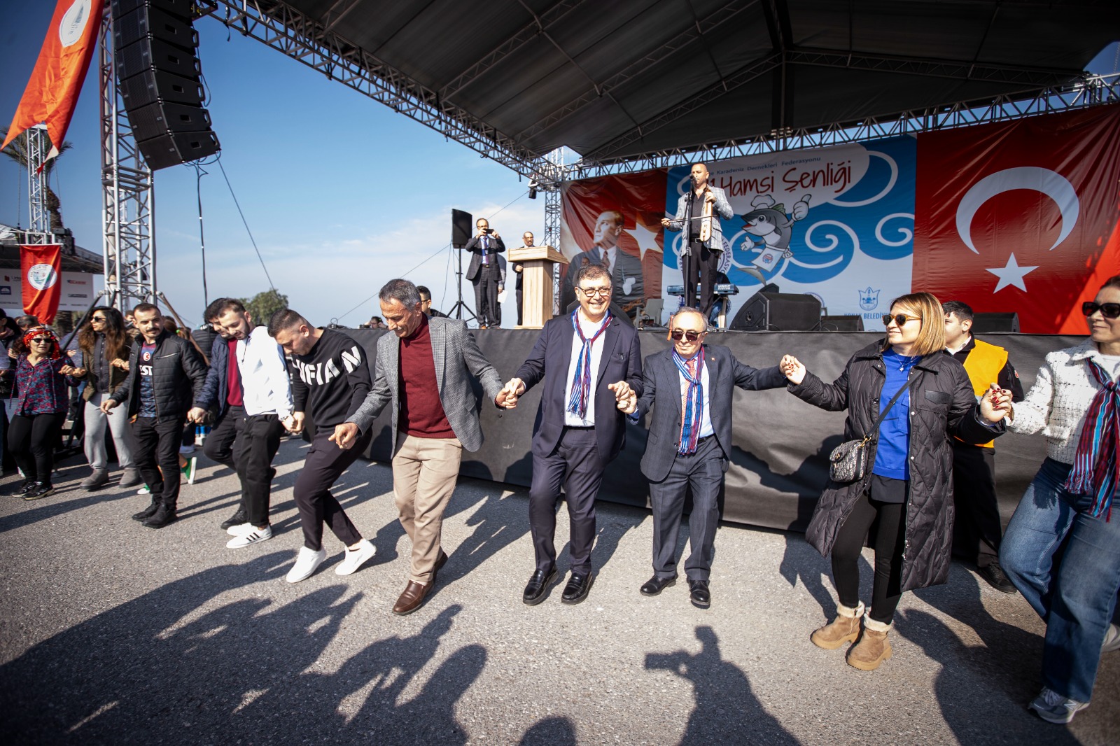 İzmir’de Karadeniz rüzgarı