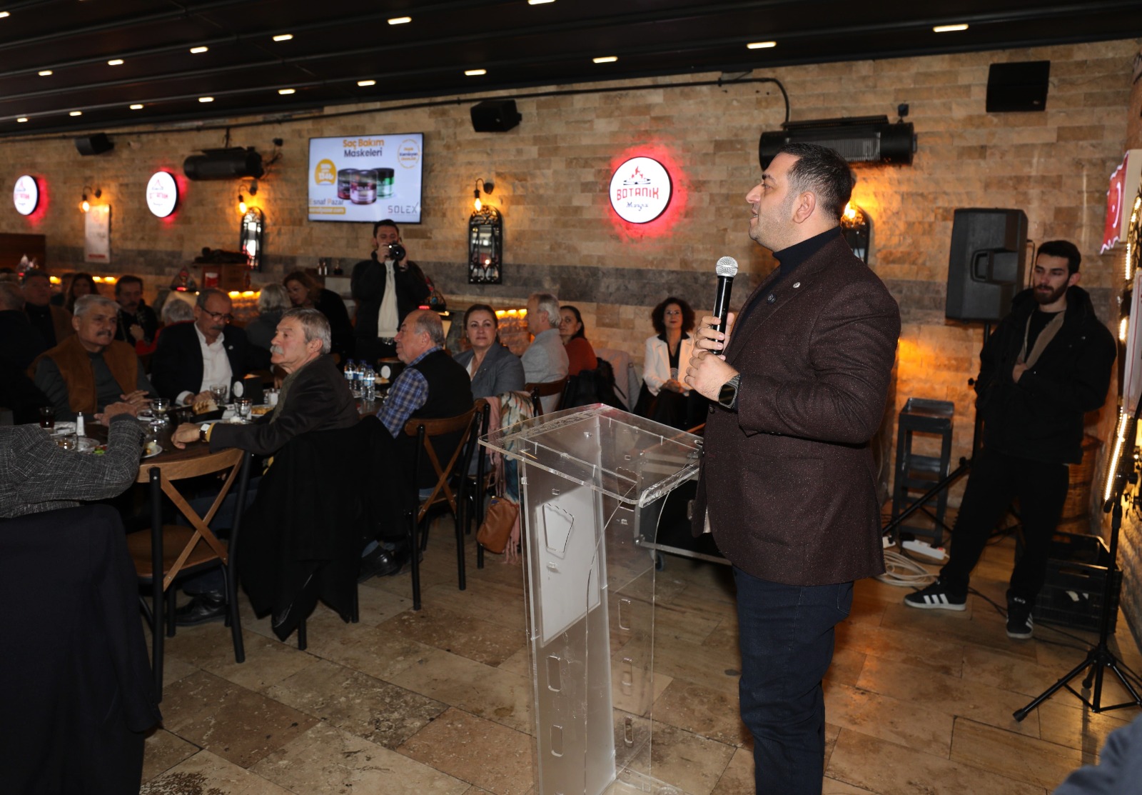 BAŞKAN ERMAN UZUN, “EMEKLİLER LOKALİ’NİN SAYISI ARTACAK”