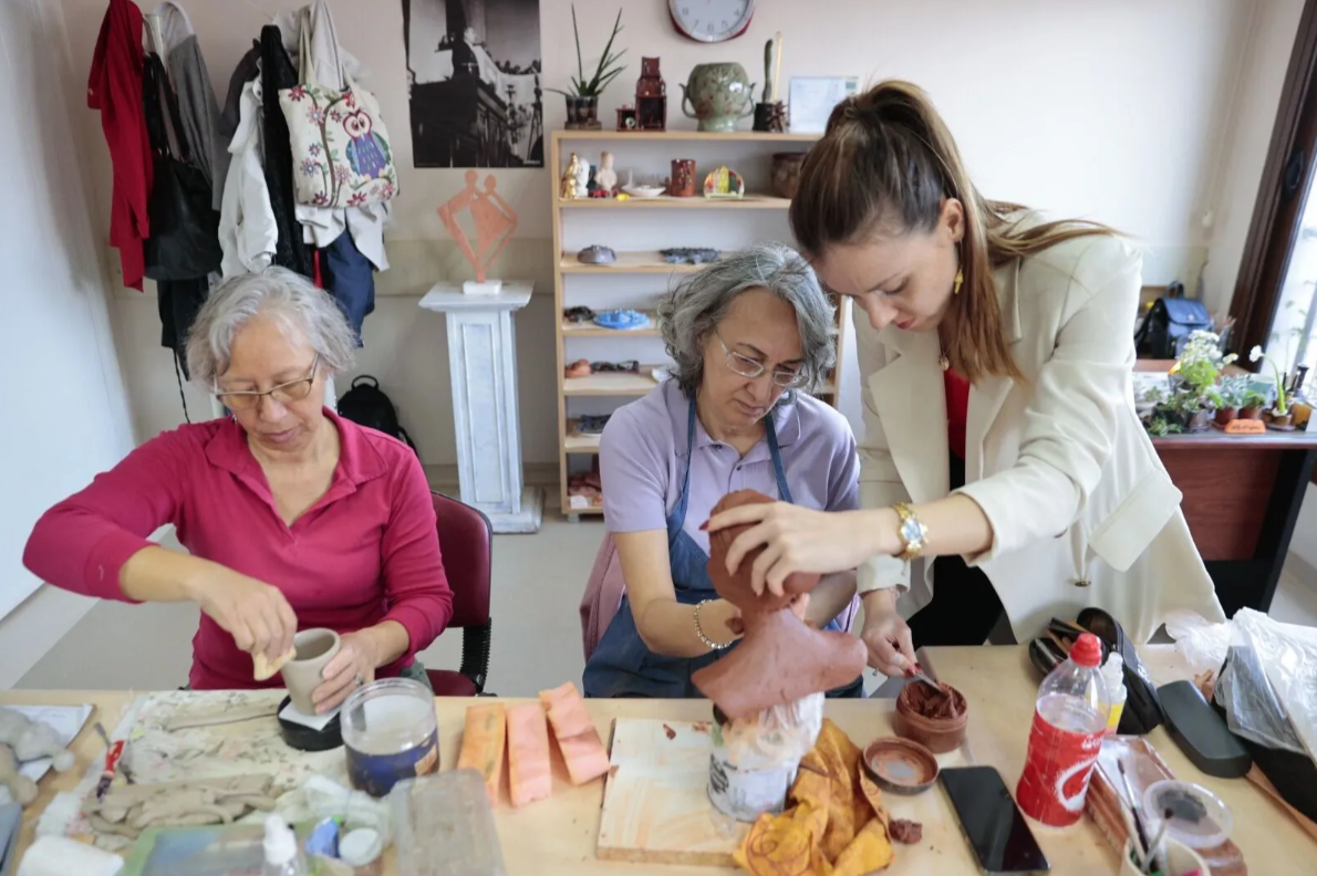 Konak'ta yaşlanmak yok, sağlıklı yaş almak var