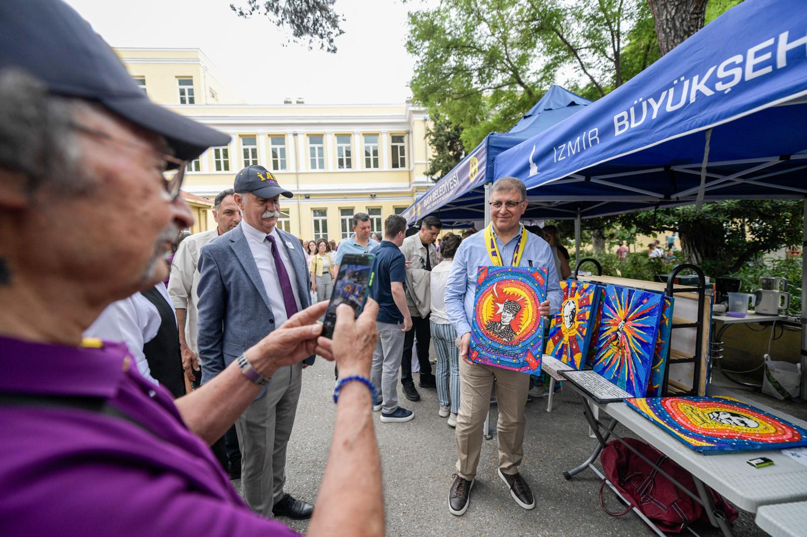 Başkan Tugay: Hepimizin İzmir'e borcu var