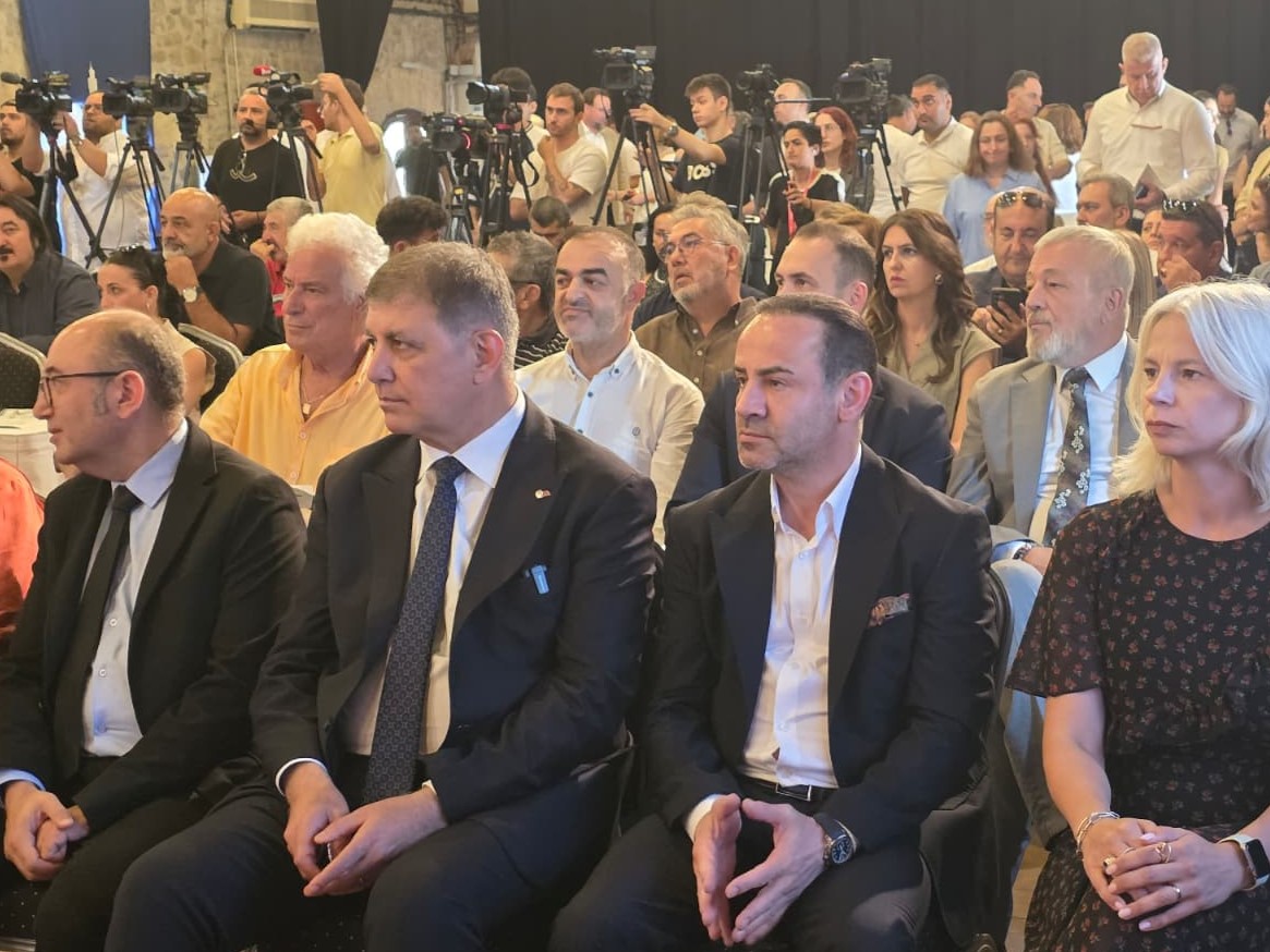 İzmir'de Ses Getirecek Birliktelik!