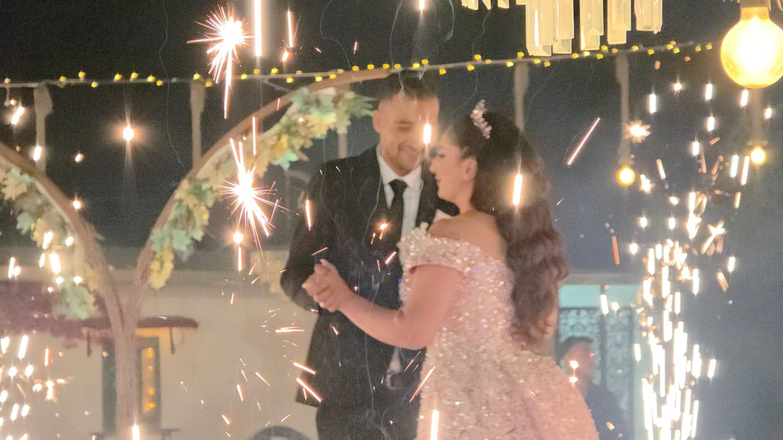 Rüya Gibi Düğün! Ebru & Ferhat Dünyaevine Girdi