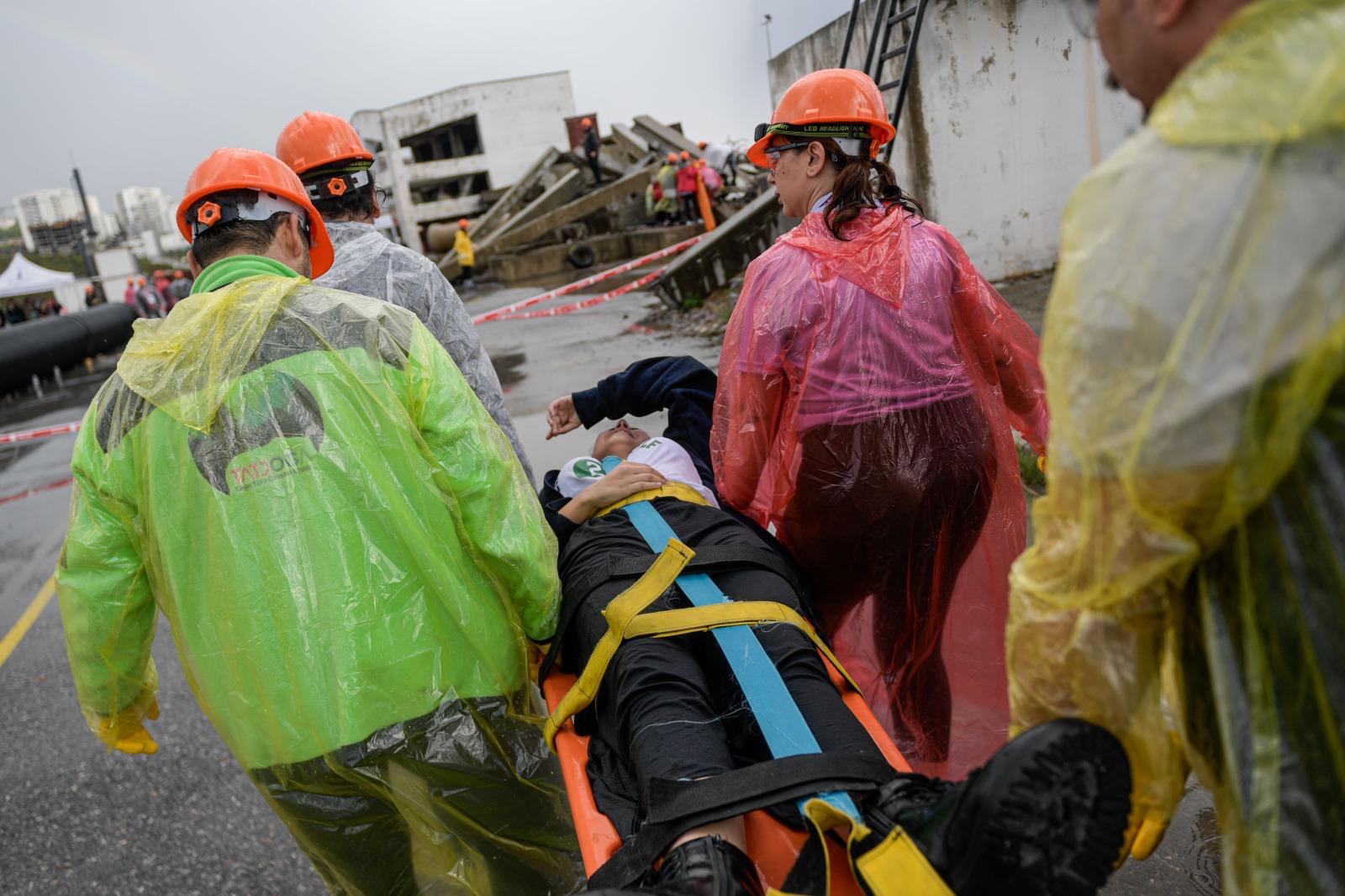Yangın ve deprem tatbikatında o anlar yeniden yaşandı