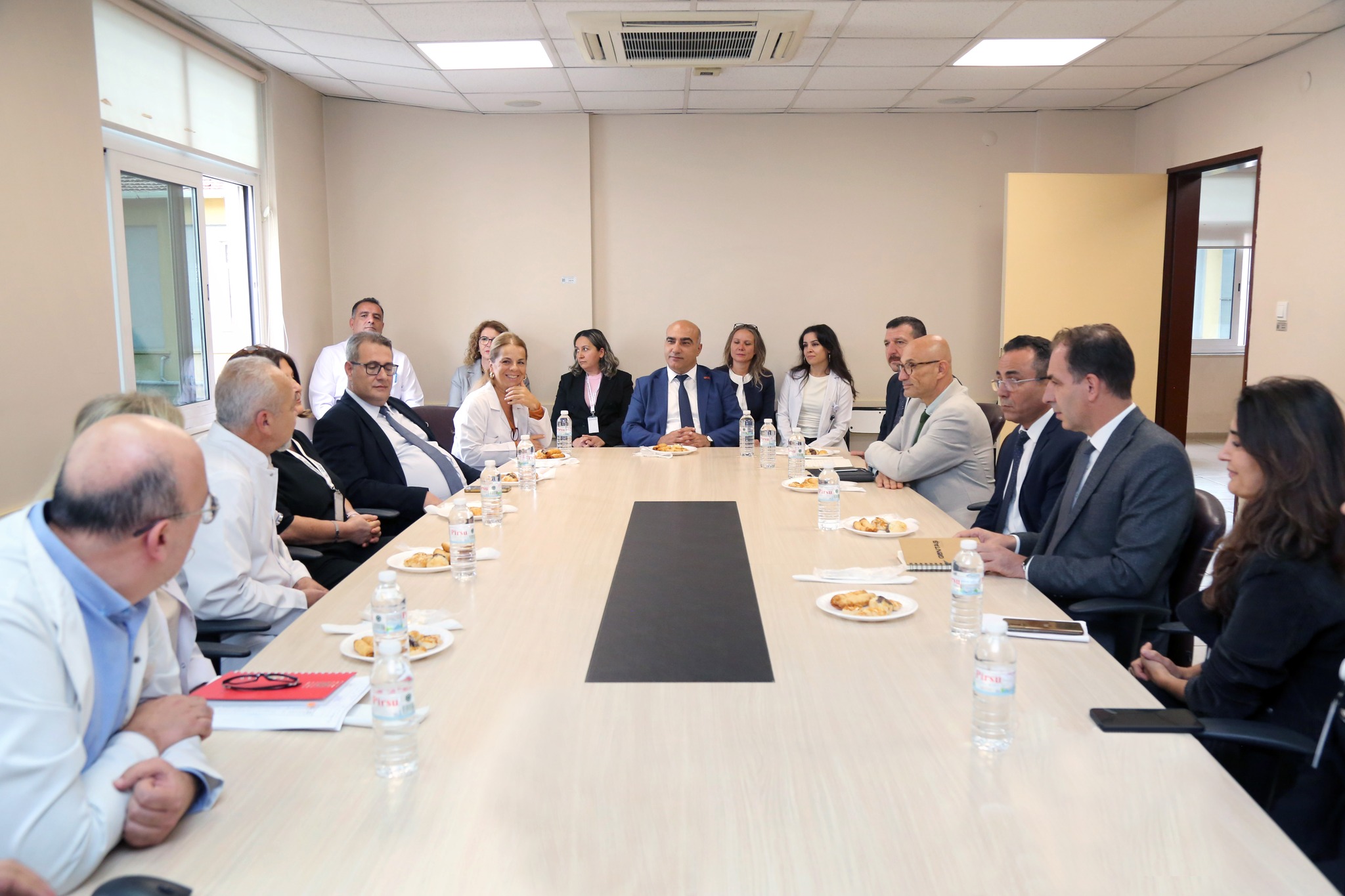 İzmir İl Sağlık Müdürü Ayhan Kul’dan Dr. Suat Seren Hastanesi’ne ziyaret