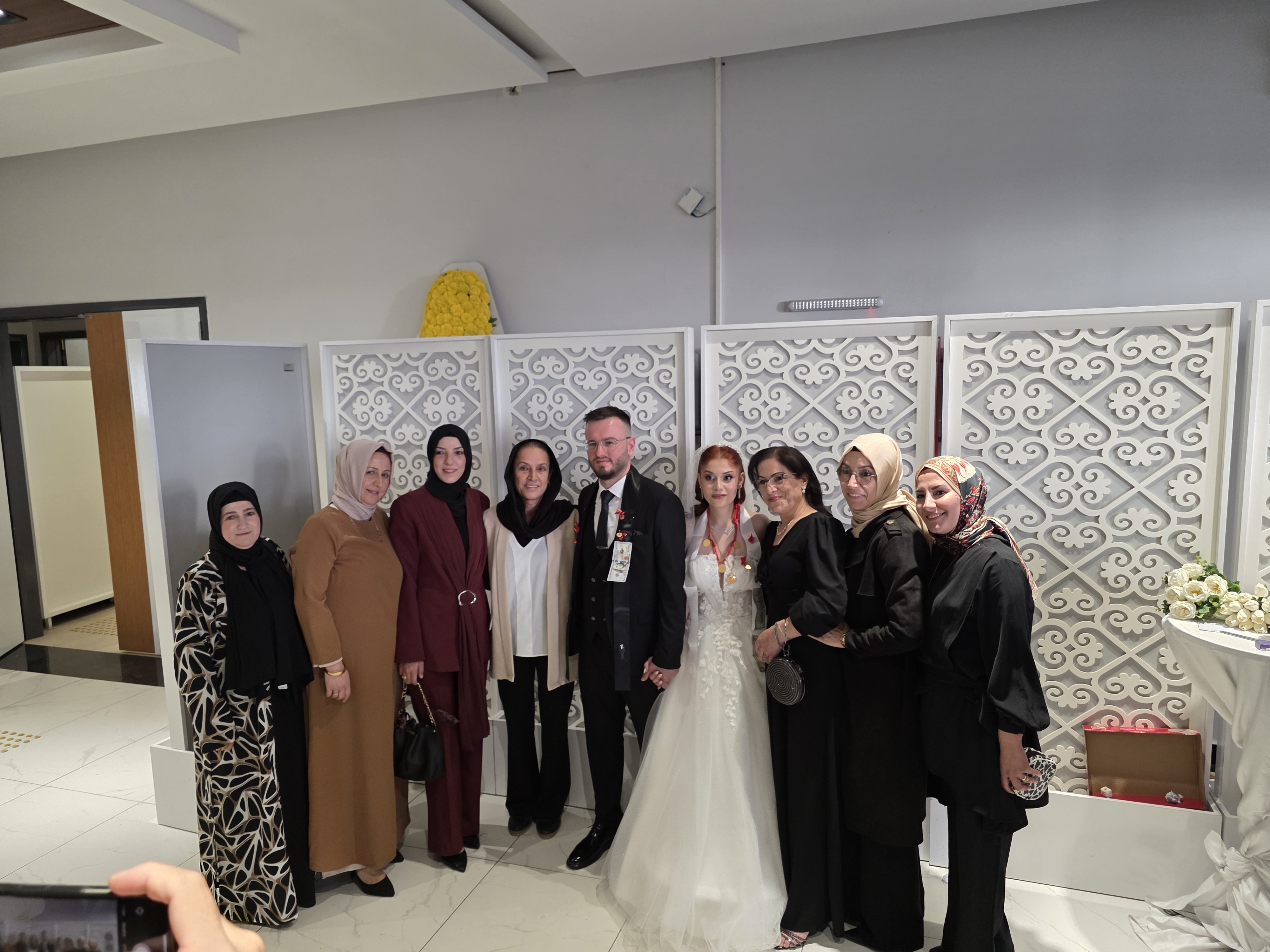 İrem Albayram ile Mertcan Sevinç dünya evine girdi