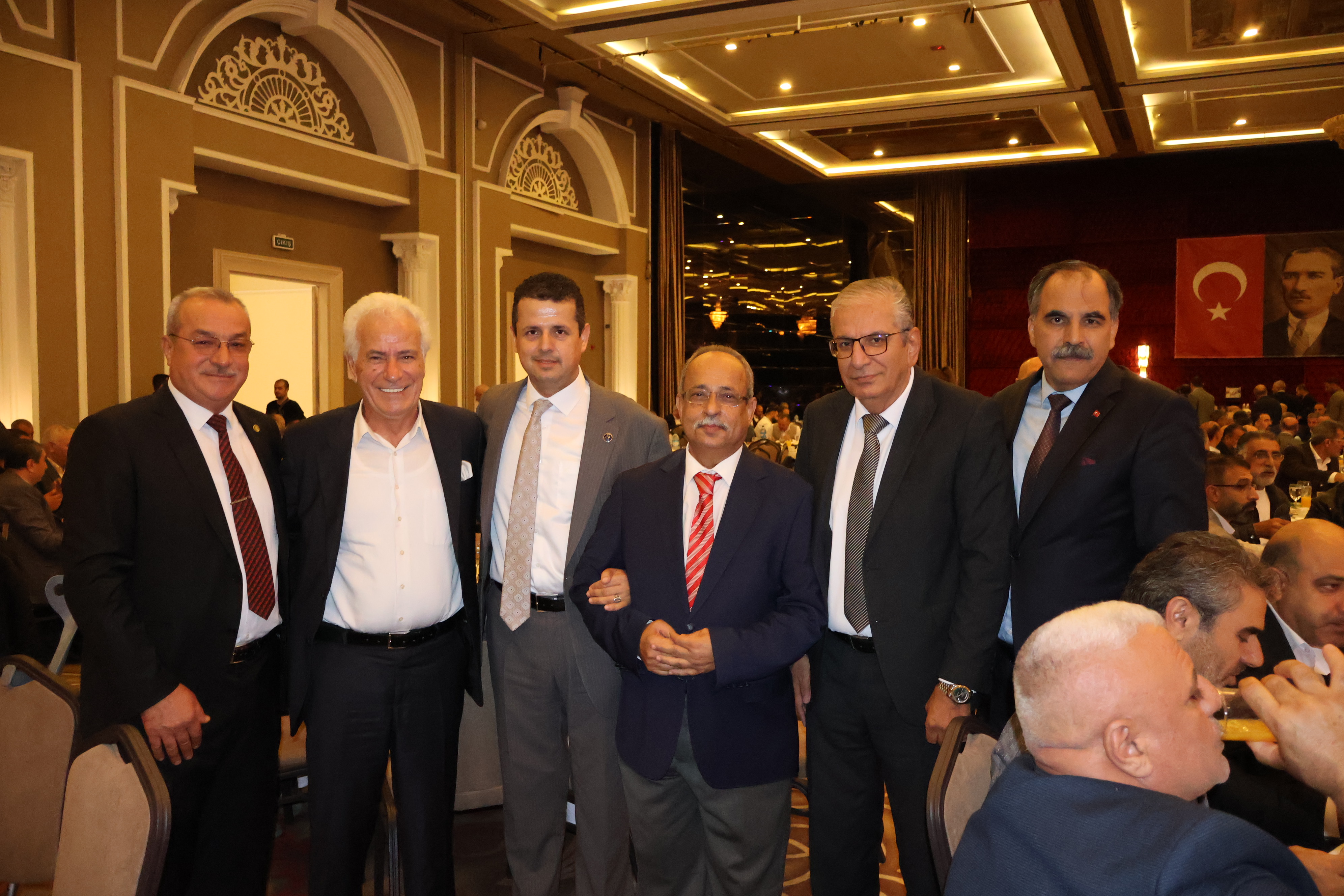 İzmir'de "Büyük Kardeşlik" Buluşması: Birlik, Dayanışma ve Umut Mesajı