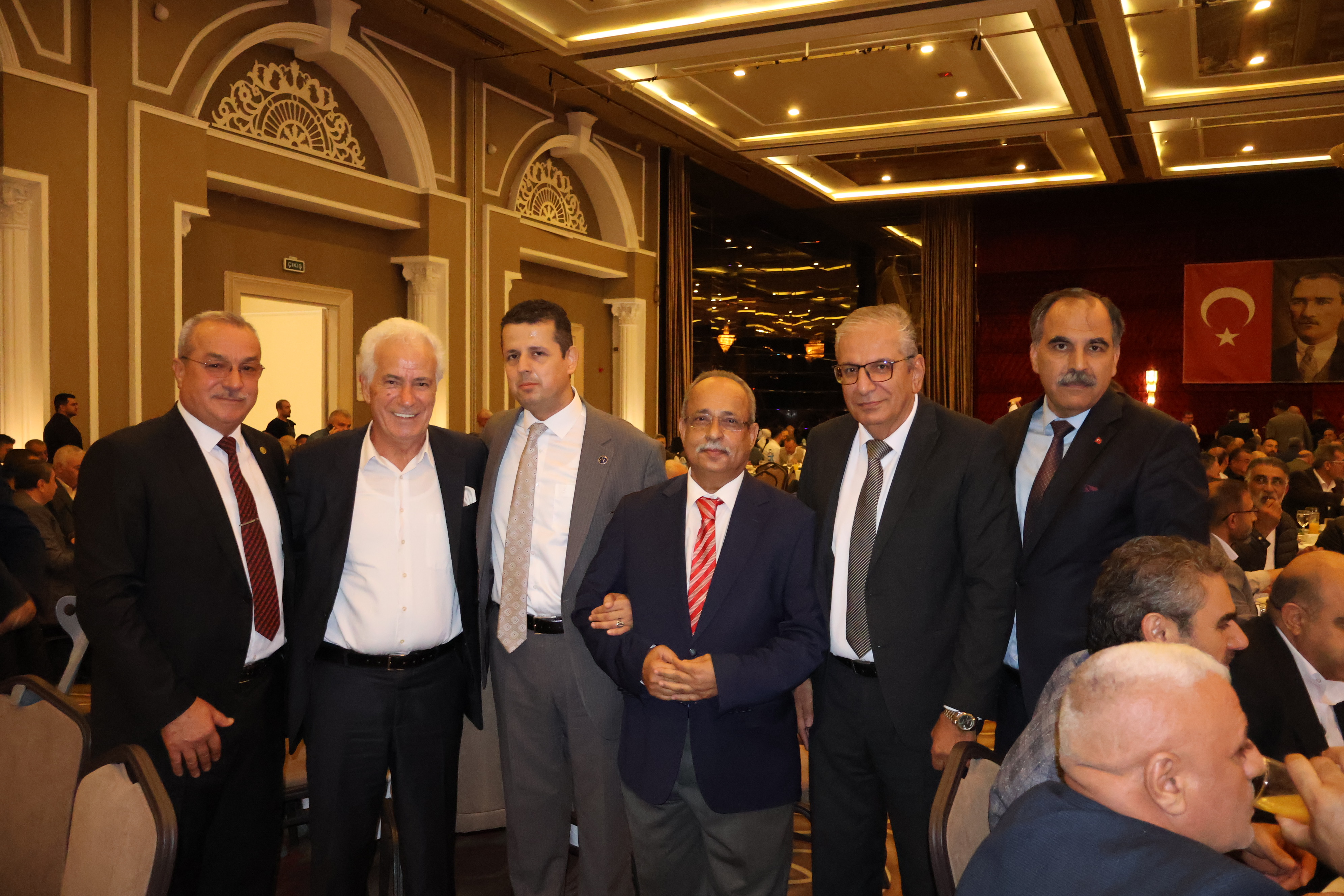 İzmir'de "Büyük Kardeşlik" Buluşması: Birlik, Dayanışma ve Umut Mesajı