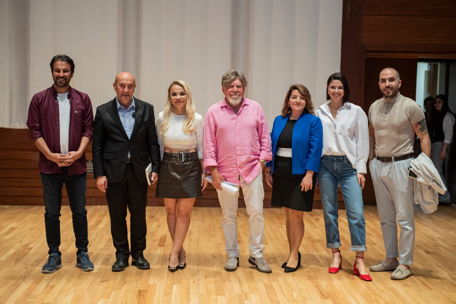 Soyer: “Barışa sımsıkı sarılmalıyız”