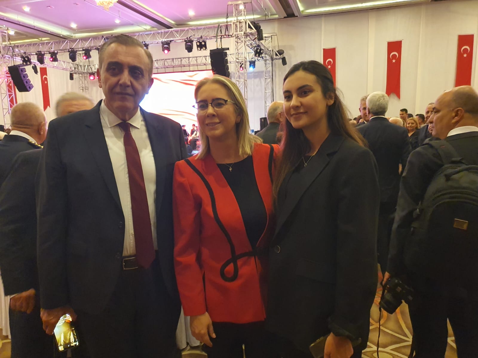 İzmir Valiliğinden 100. yıla yakışır resepsiyon