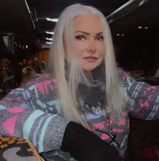 Yeşilçam'ın eski yıldızı, köpeklere torpil atan çocuğa tokat attı