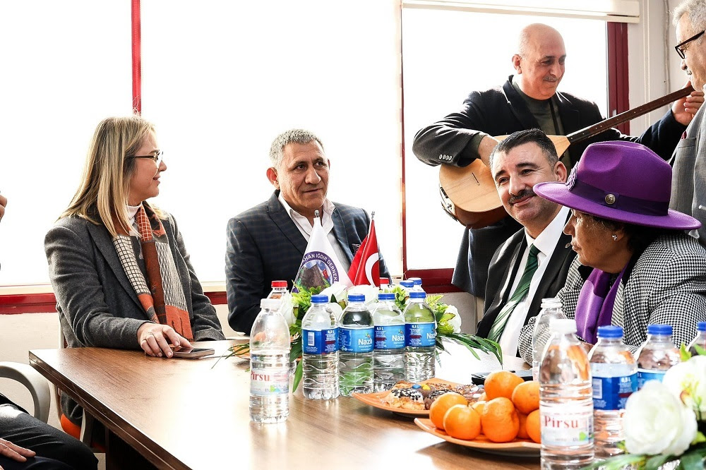 Başkan Adayı Çankırı: "Gölgede bırakılan Konak güneş gibi parlayacak"