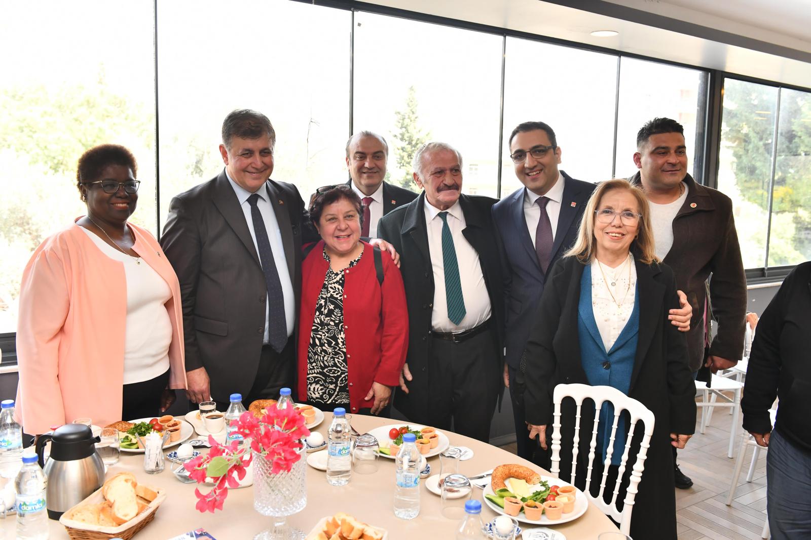 Başkan Cemil Tugay: CHP çatısı altında birleşin