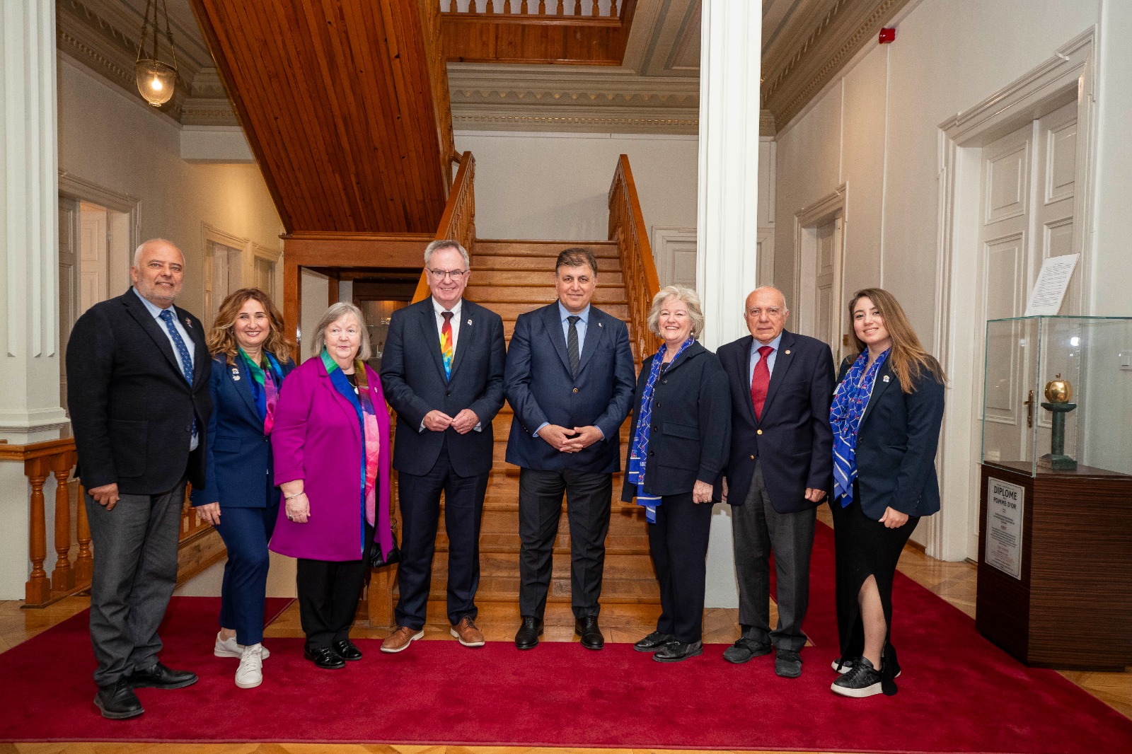 Başkan Tugay’dan kadın ve çocuklara yönelik projelere destek sözü