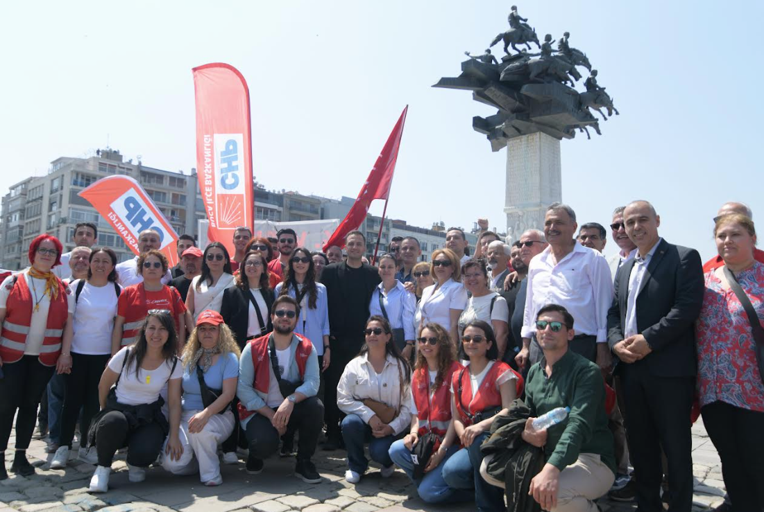 Başkan Eşki işçilerle yürüdü