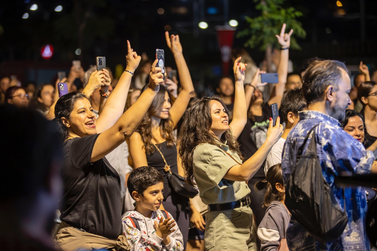 Konak’ta 19 Mayıs’a coşkulu kutlama