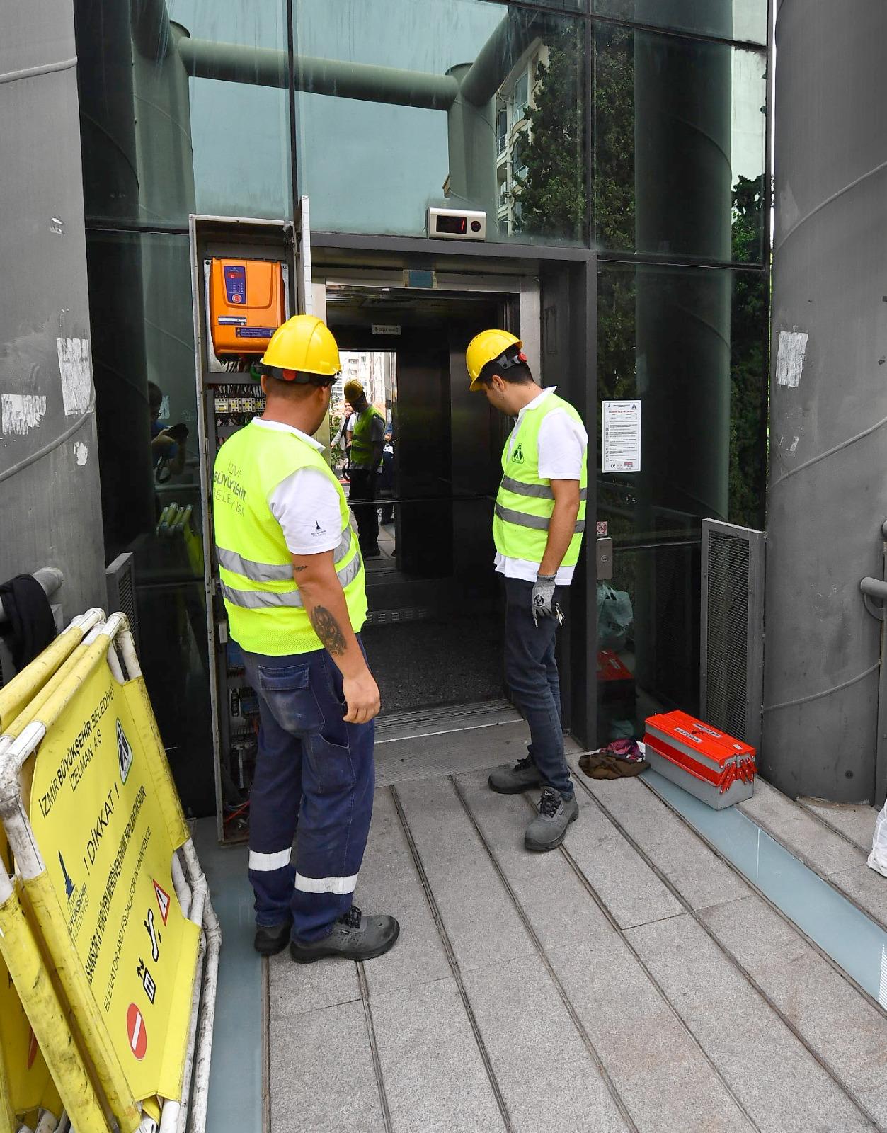 Asansör ve yürüyen merdivenlerin bakımı için özel ekip kuruldu