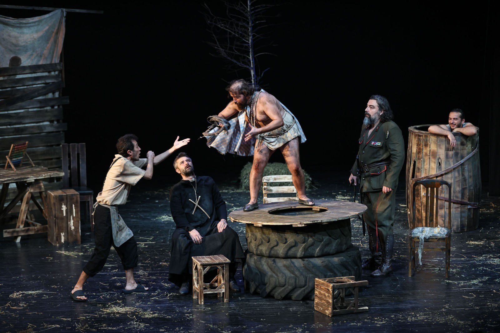 Tiyatroseverler Sezon Sonu Şenliği'nde buluşacak