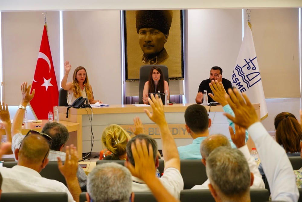 ÇEŞME BELEDİYESİ HAZİRAN AYI MECLİS TOPLANTISI GERÇEKLEŞTİRİLDİ