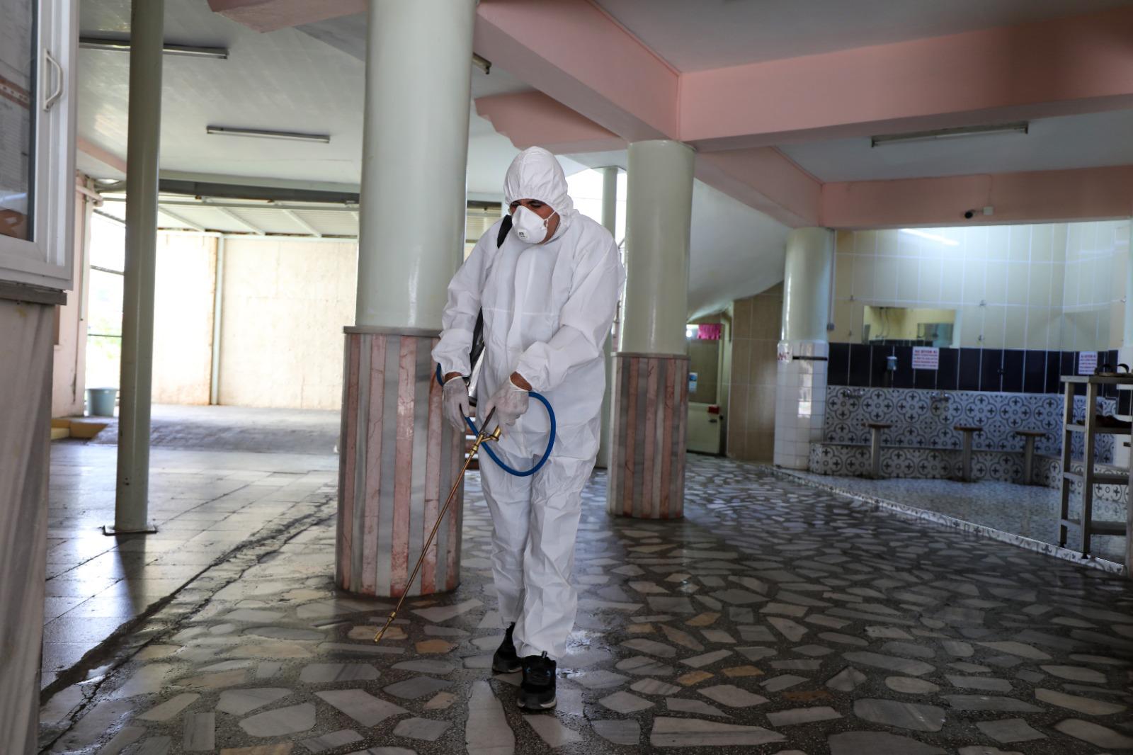 Karşıyaka Belediyesi ekiplerinden bayram mesaisi