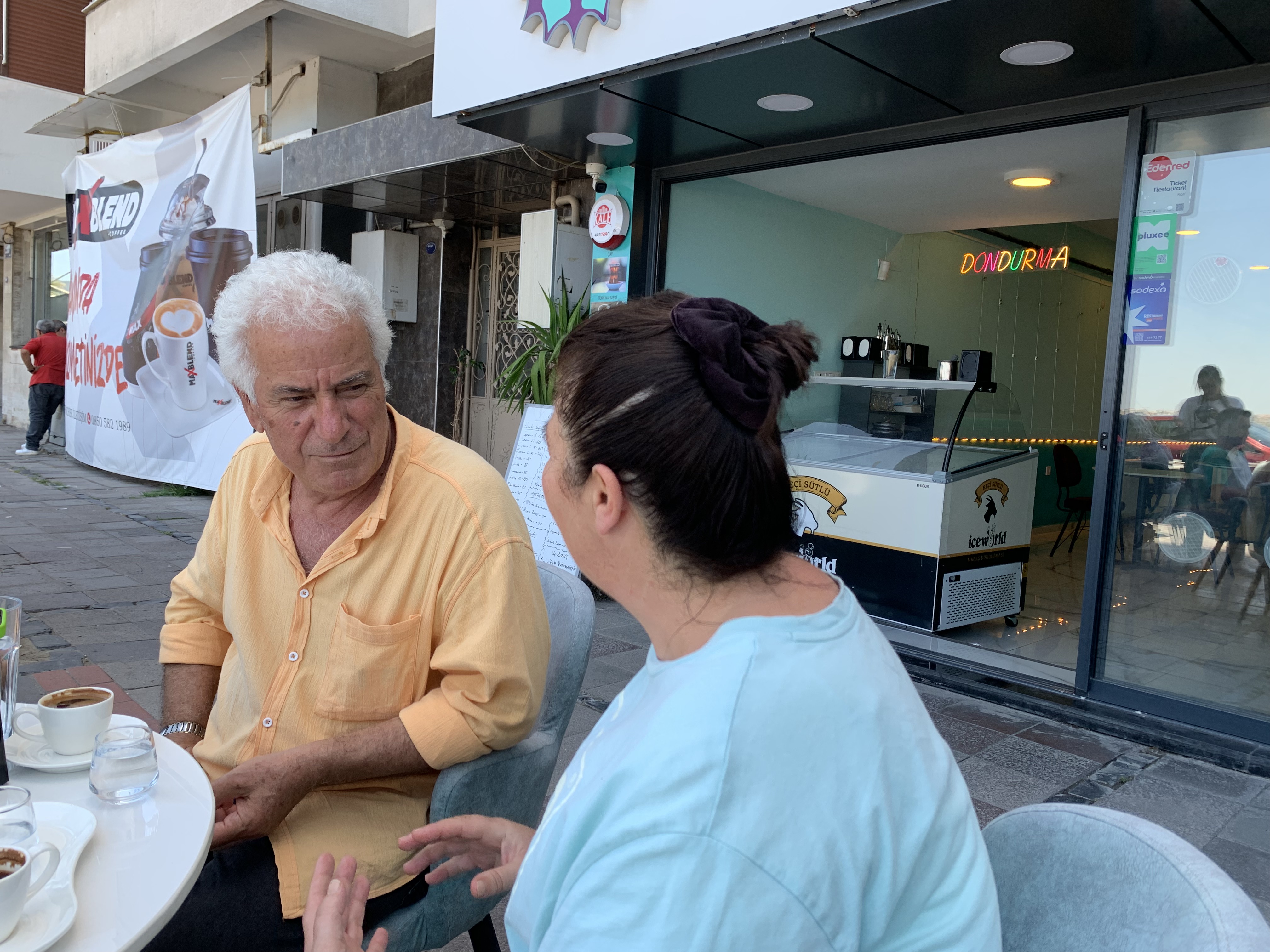 Alsancak'ta Lezzet ve Kalitenin Aile Dostu Buluşma Noktası: "Meş'ale"