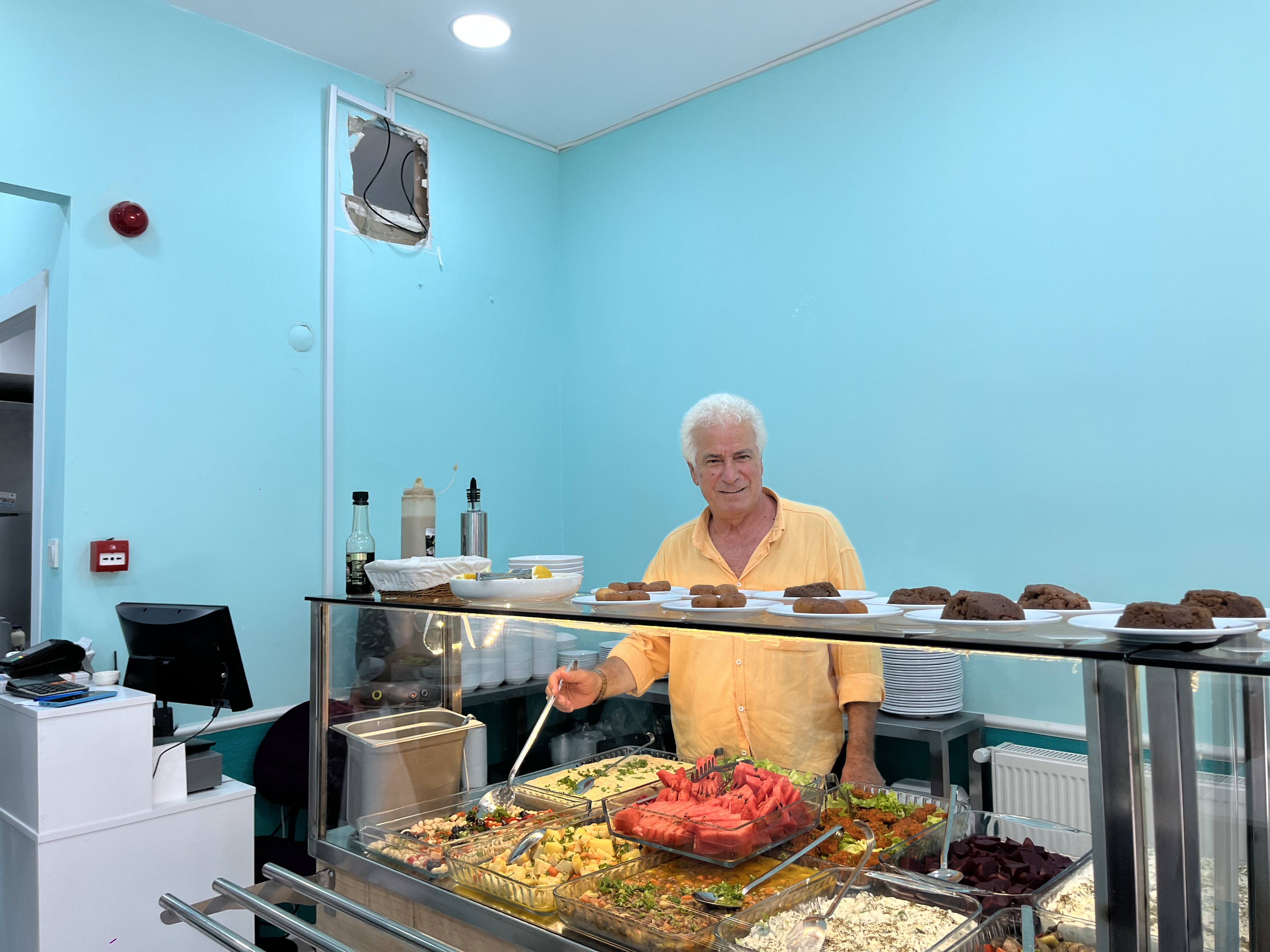 Alsancak'ta Lezzet ve Kalitenin Aile Dostu Buluşma Noktası: "Meş'ale"