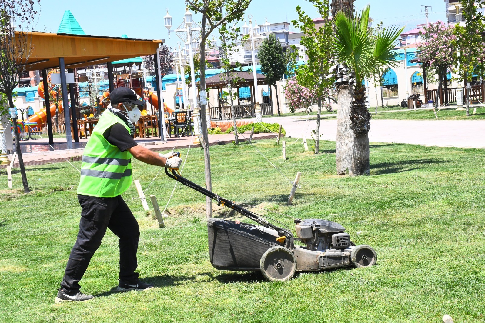 Torbalı Belediyesi’nden “İkinci Koruluk”ta hummalı çalışma
