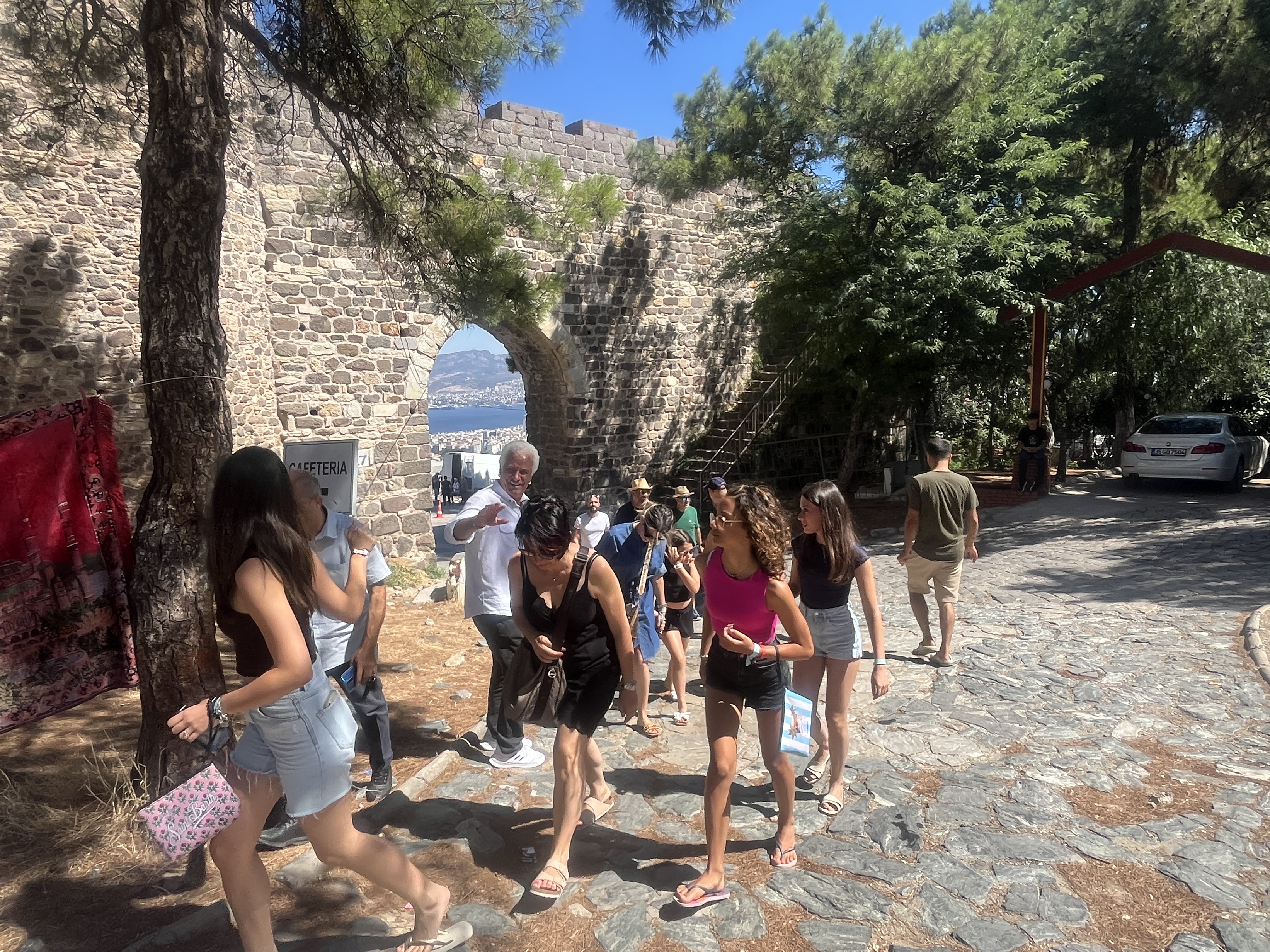 Kadifekale Turistlerin Gözdesi Olmaya Devam Ediyor