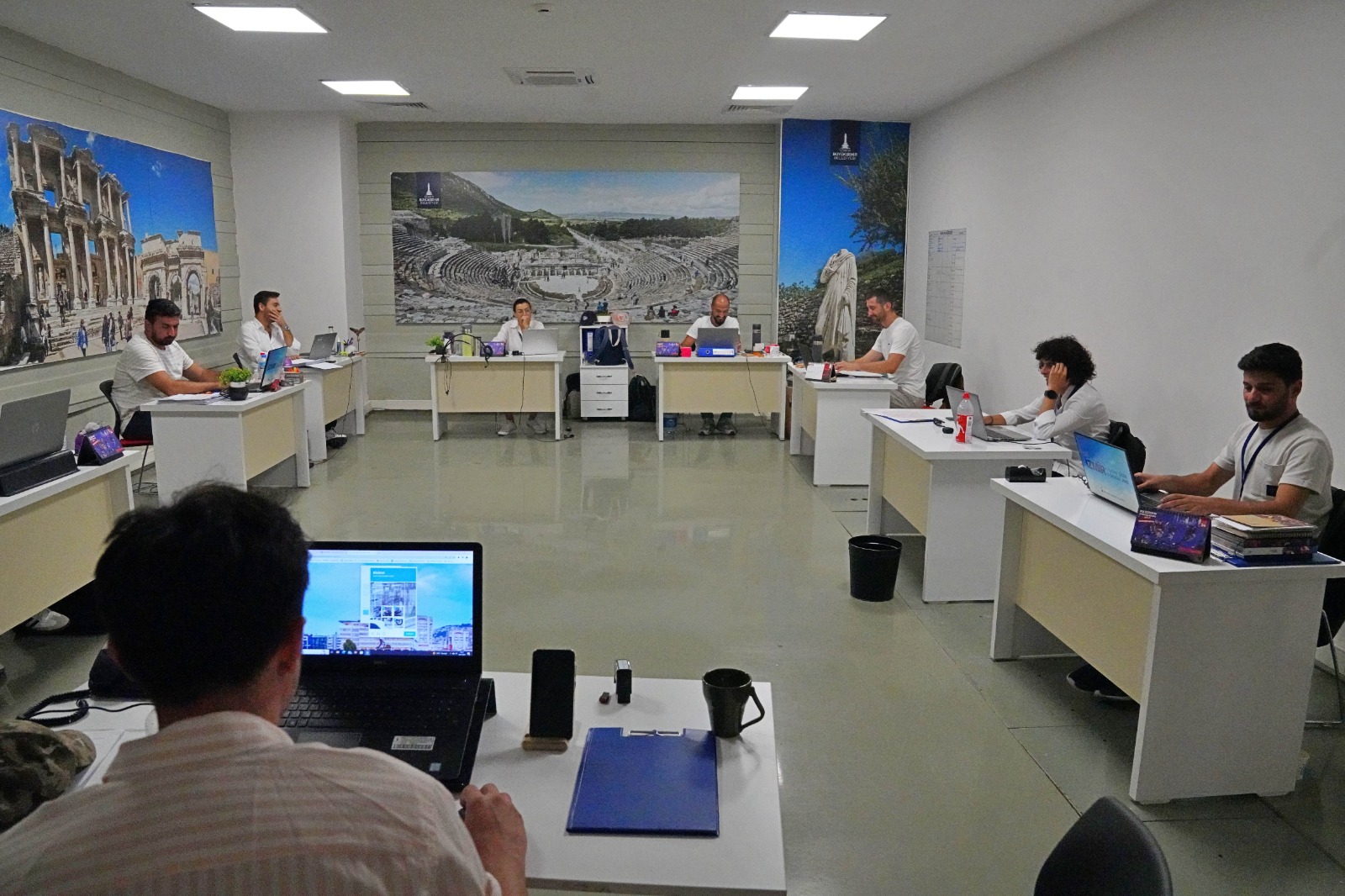 İzmir SAHA ekipleri mahallelerde: “Sokakta analiz, hizmette adalet”