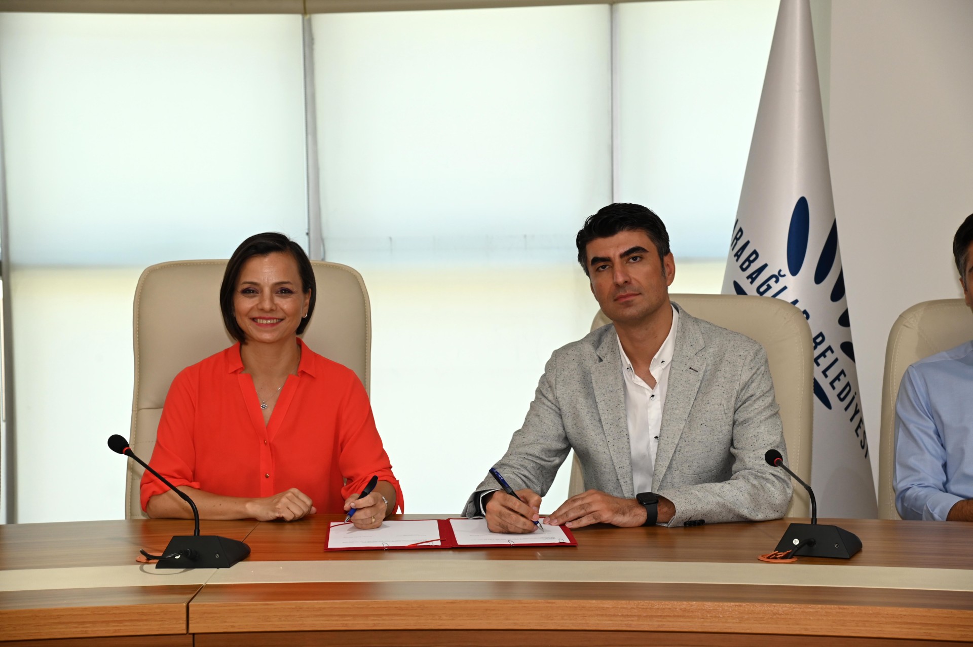 Karabağlar Belediyesi'nden İZSU'yla örnek protokol: Su abonelik işlemleri için dijital ortamda yürütülecek