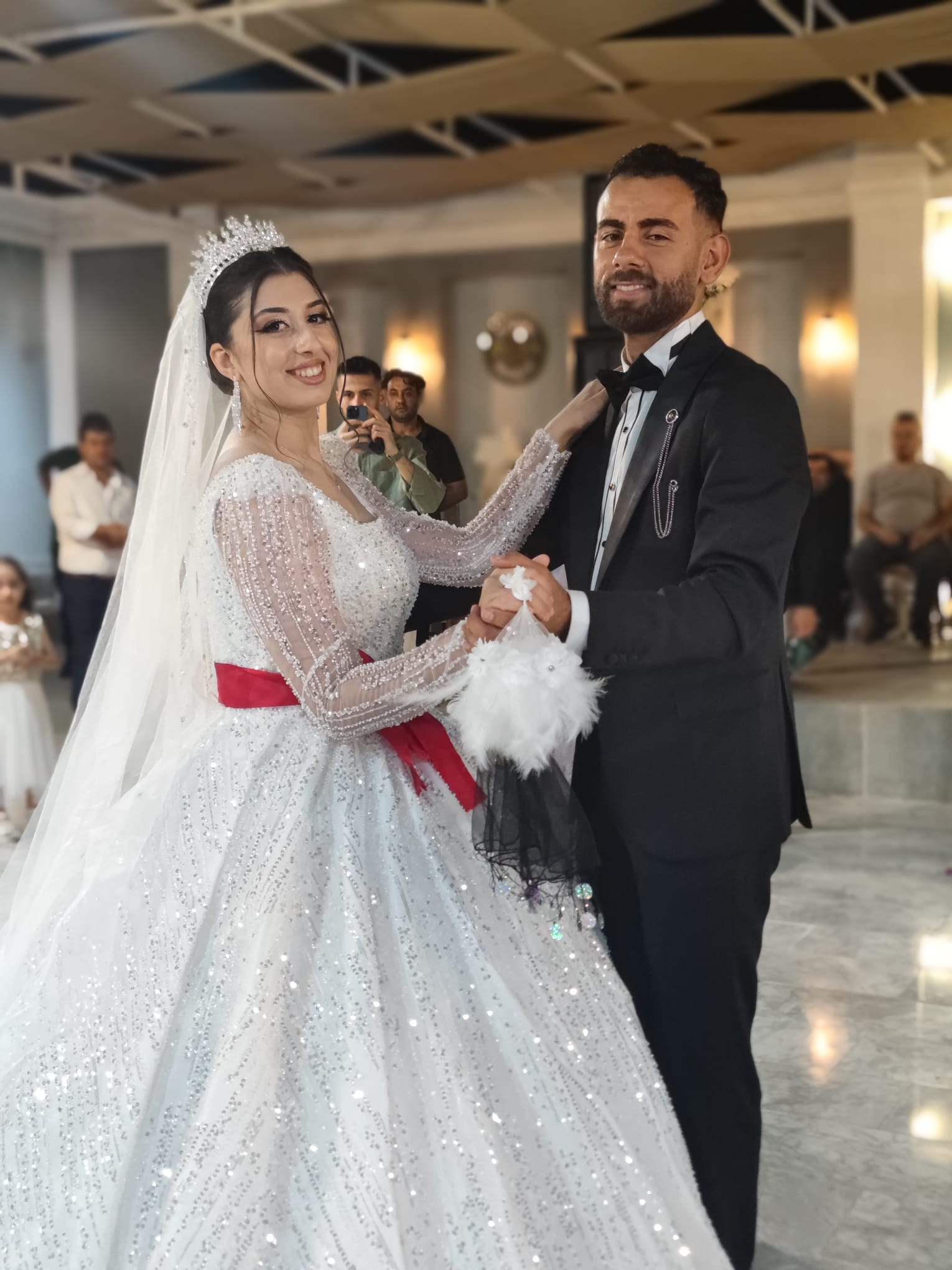 Ecevit ve Solmaz ailelerinin mutlu günü: Dilber ve Murat dünyaevine girdi