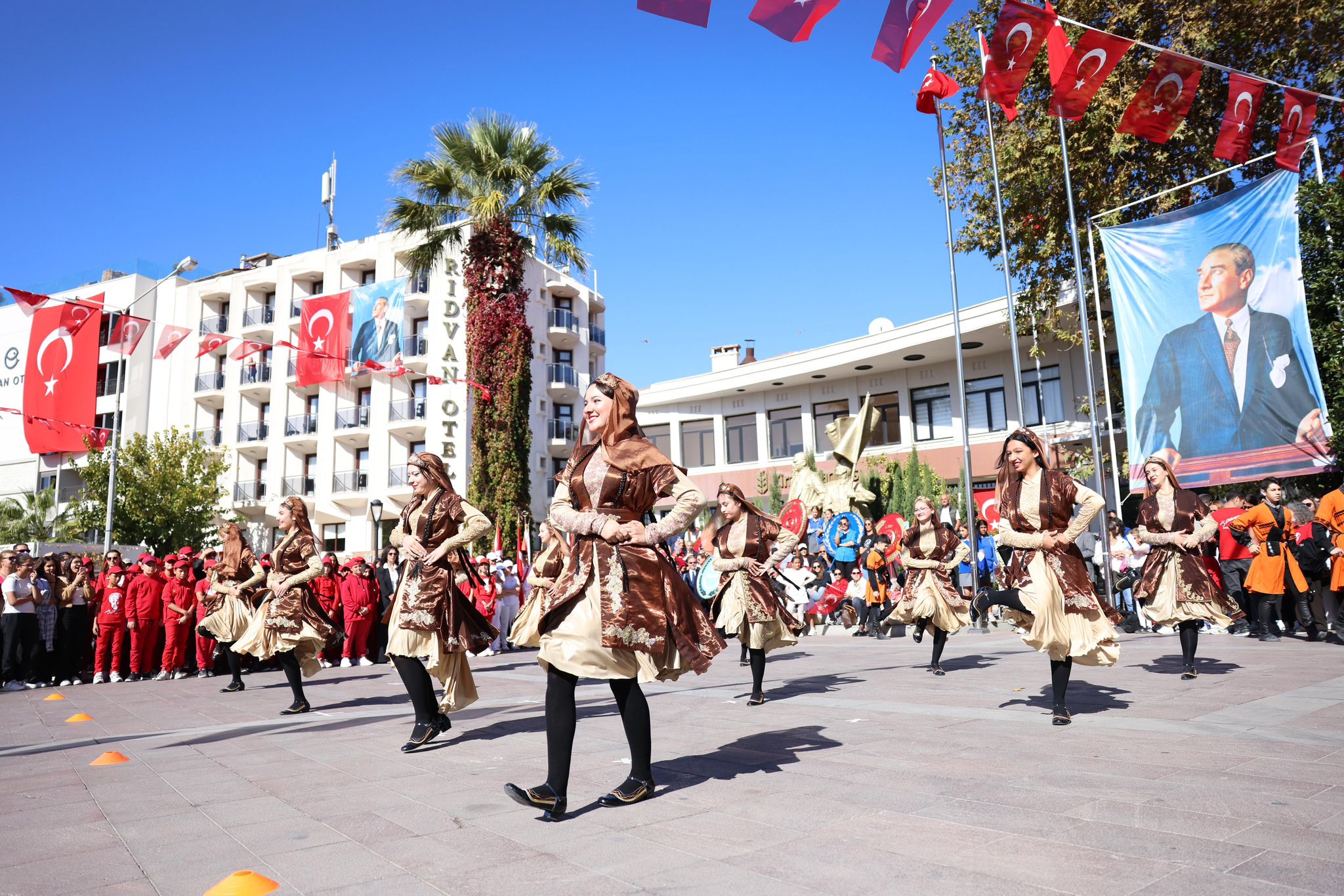 Başkan Denizli: “Cumhuriyetimiz ilelebet yaşayacaktır”