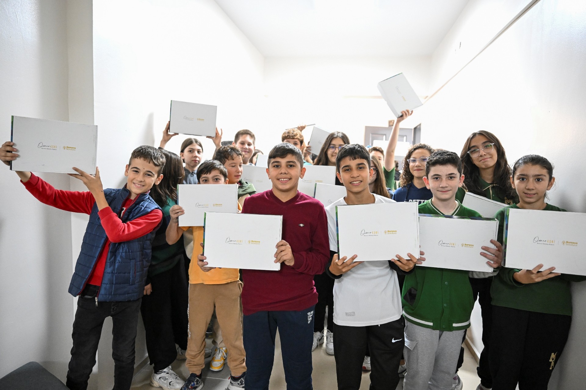 Bornova Belediyesi'nden eğitime tam destek!