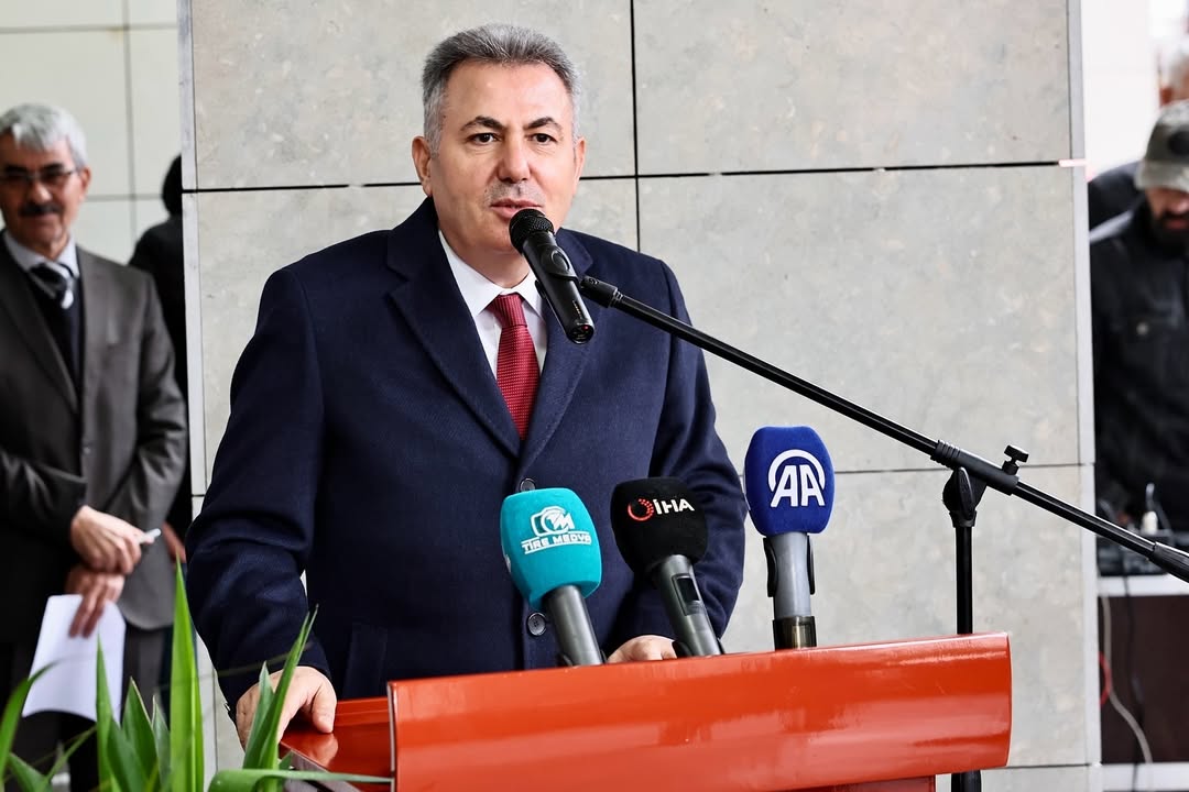 Tire'nin yeni Hükümet Konağı hizmete başladı